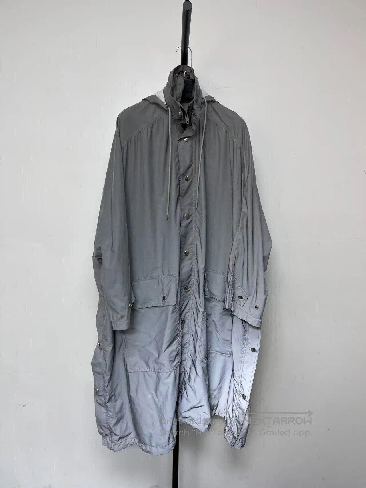 Balenciaga balenciaga long raincoat in gray. Size US M / EU 48-50 / 2 - 2 Thumbnail