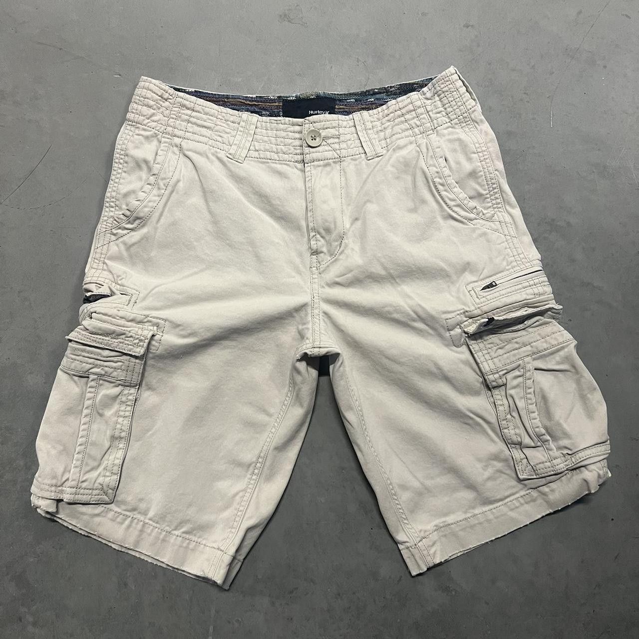 Vintage Crazy Vintage Y2K/2000s Cream Skater Style Hurley Cargo Shorts! Size US 30 / EU 46 - 1 Thumbnail