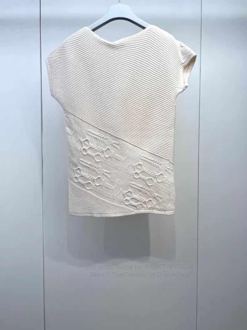 Hermes Hermes Beige Knit Jacquard Short Sleeve Size XXS / US 00 / IT 34 - 2 Thumbnail