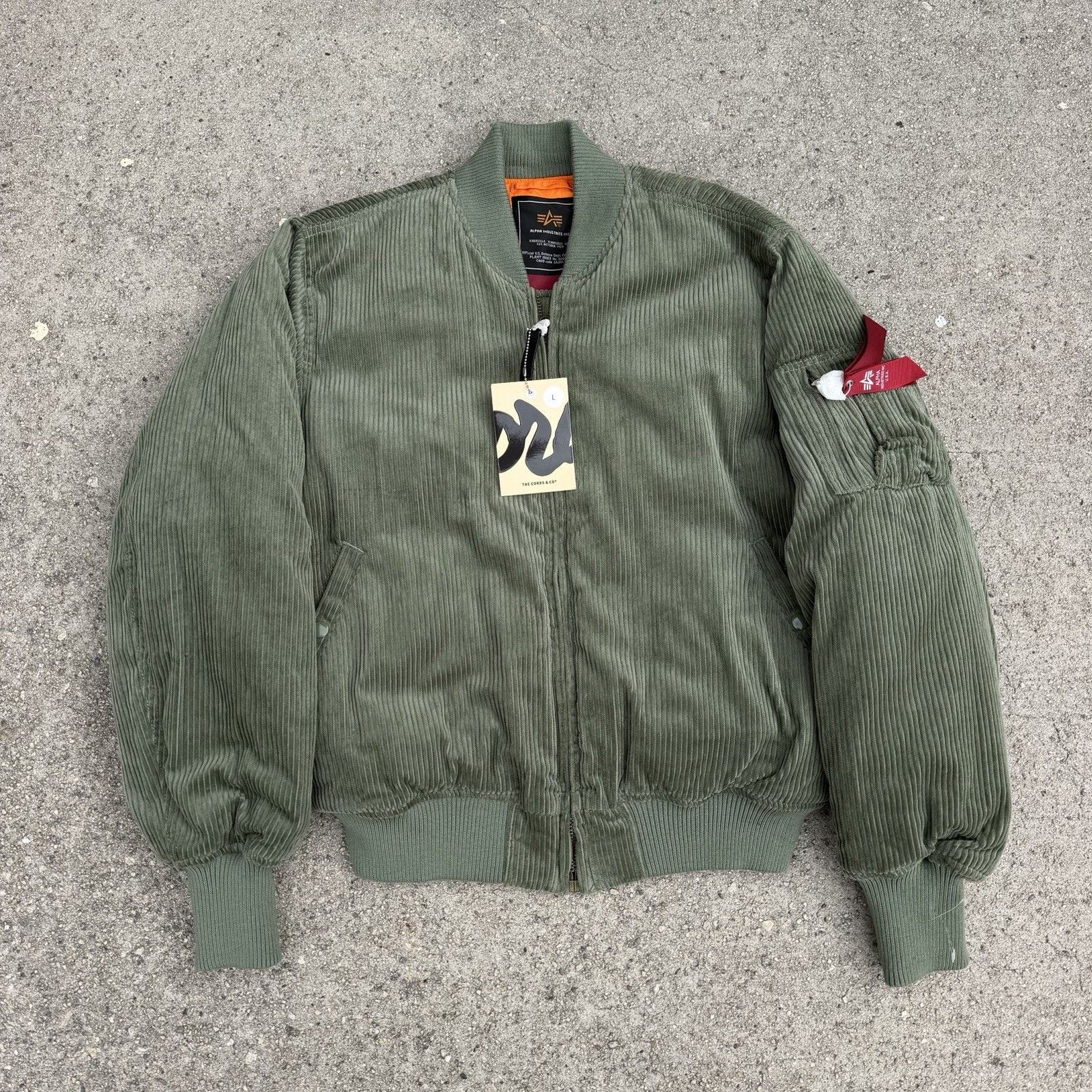 Alpha Industries NWT Alpha Industries x The Cords MA-1 Bomber Corduroy Jacket Size US L / EU 52-54 / 3 - 1 Thumbnail