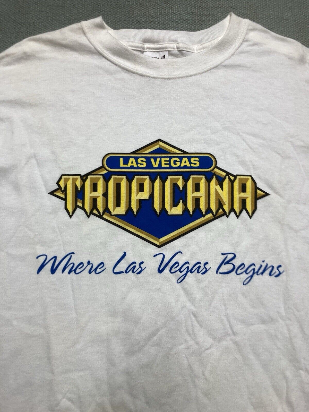 Vintage VTG t shirt Las Vegas Nevada Tropicana hotel casino XL Size US XL / EU 56 / 4 - 2 Thumbnail