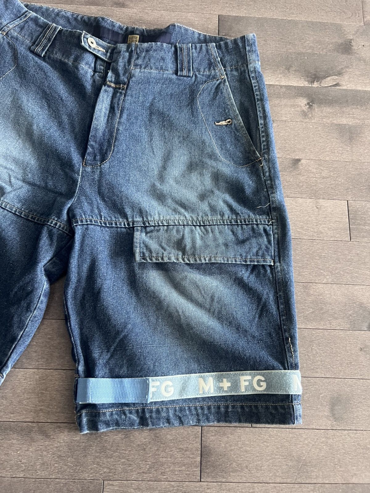 Marithe + Francois Girbaud Marithe Francois Girbaud Jeans Shorts Baby Blue Size US 36 / EU 52 - 3 Thumbnail