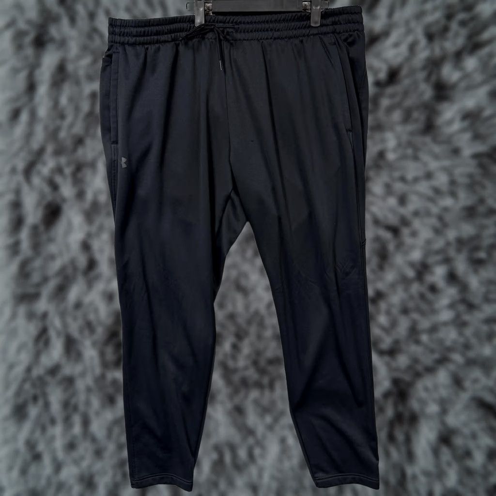 Under Armour Under Armour Sweatpants 3XL 42x31 Black Men Sweatpants Pockets Drawstring Relaxed Fit Fleece Gym & Training Athletic Wear Size US 39 - 1 Thumbnail