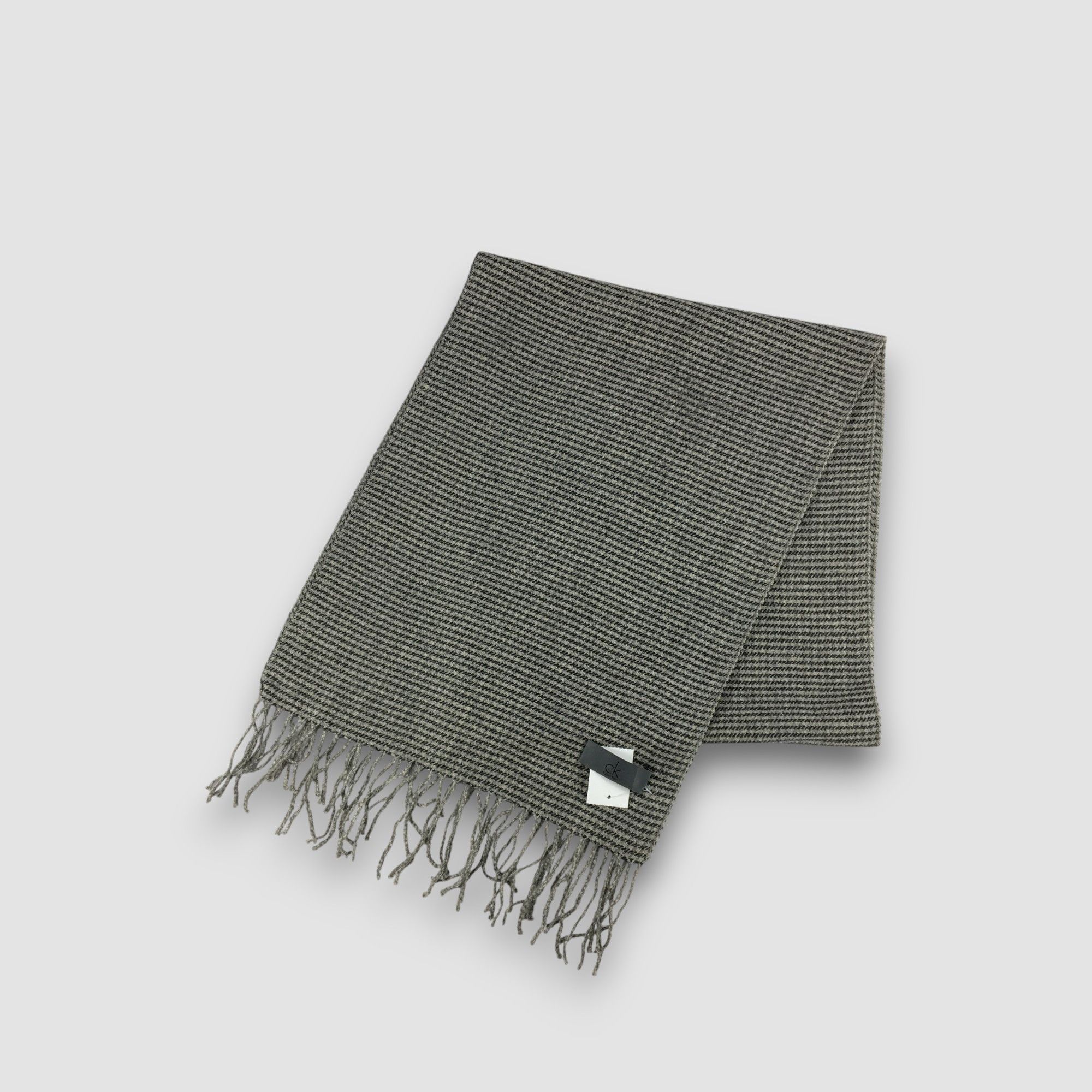 Calvin Klein Vintage Calvin Klein Scarf Muffler Fringe Wool Scarves Size ONE SIZE - 3 Thumbnail