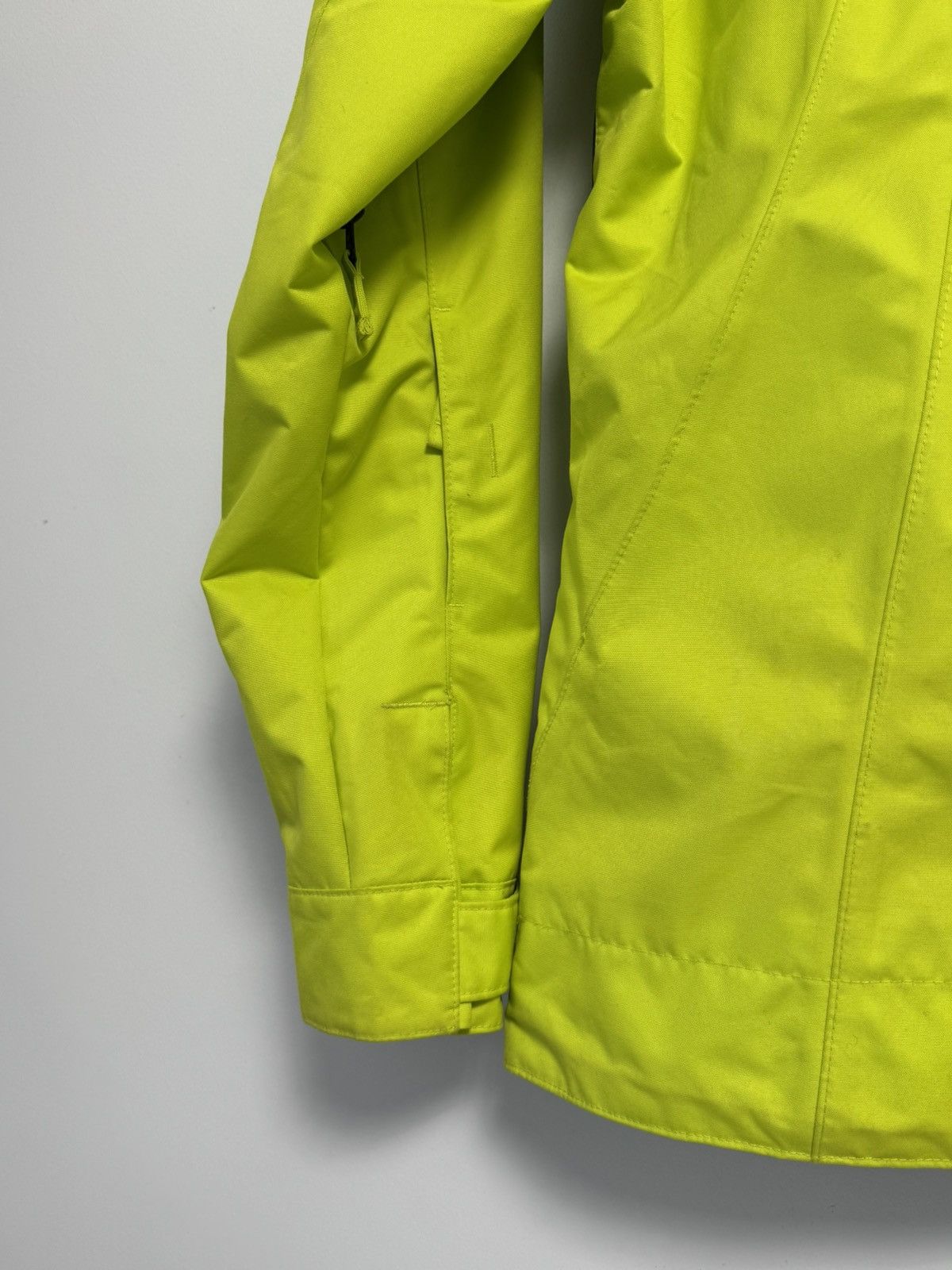 Oakley Oakley Vintage Y2K style Outdoor Jacket Women’s Size M / US 6-8 / IT 42-44 - 21 Thumbnail