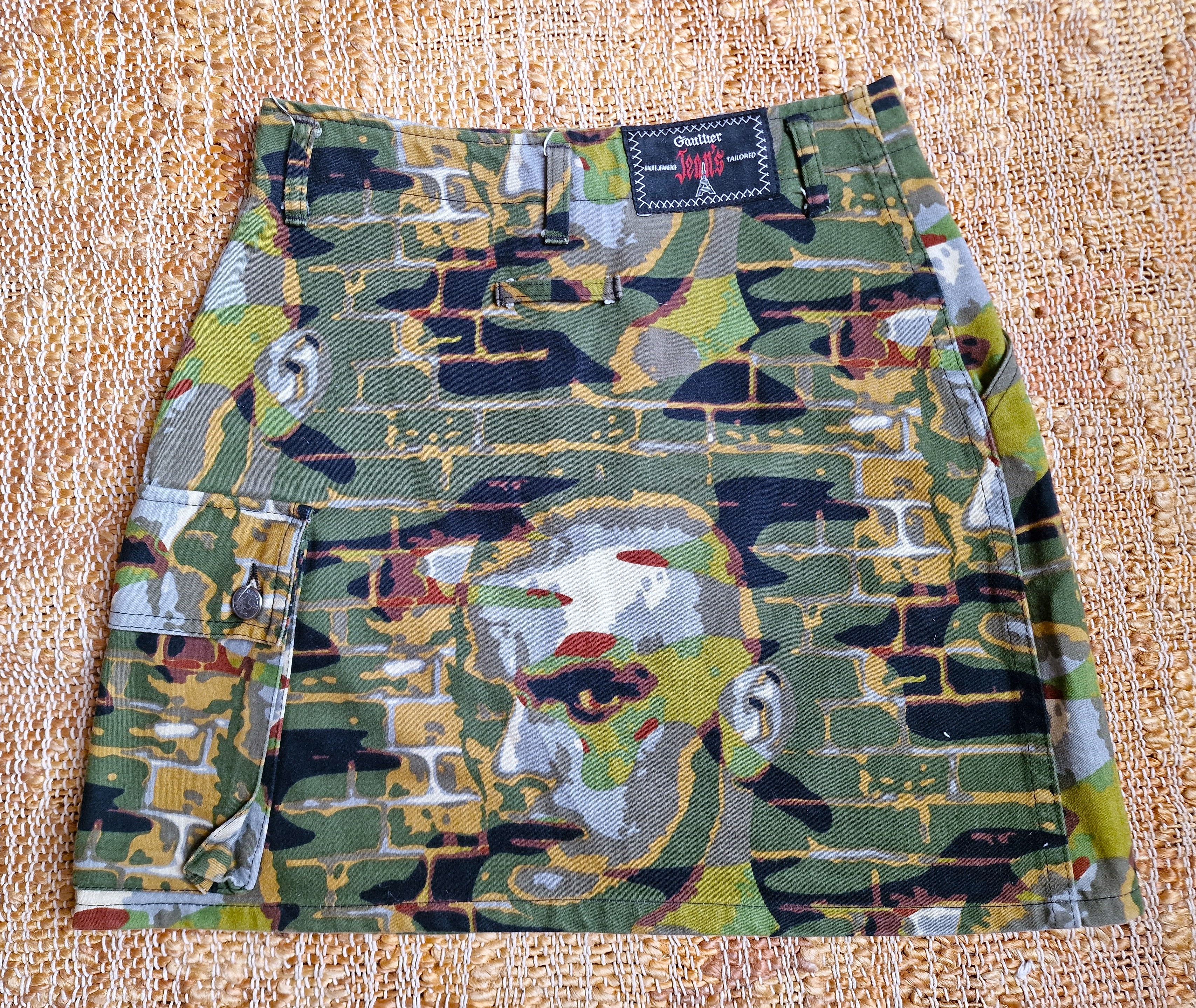 Jean Paul Gaultier Jean Paul Gaultier Fight Racism Brick 1997 F/W Punk Skirt Size 27" / US 4 / IT 40 - 7 Thumbnail