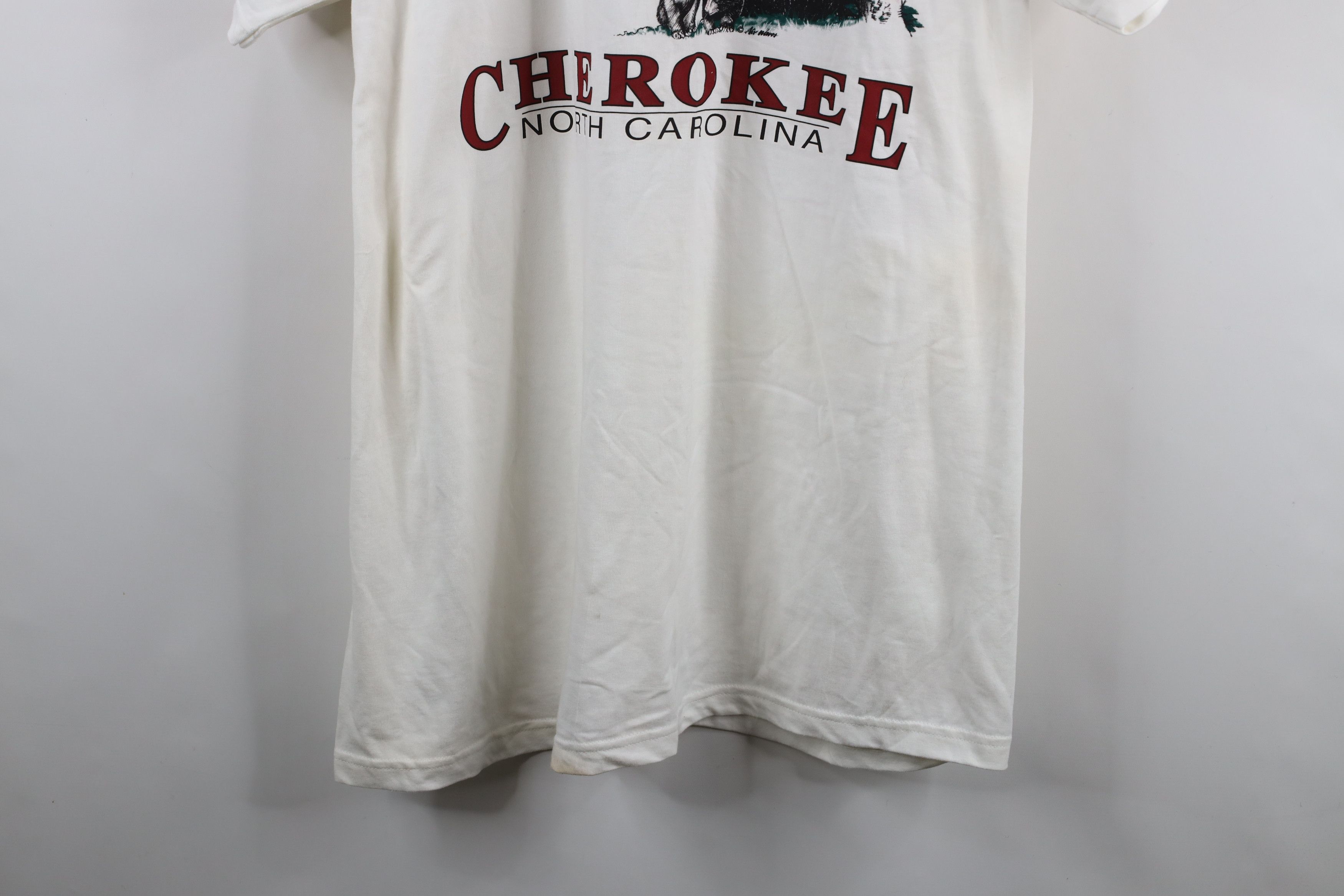 Vintage Vintage 90s Streetwear Cherokee North Carolina Bear T-Shirt Size US XXL / EU 58 / 5 - 3 Thumbnail