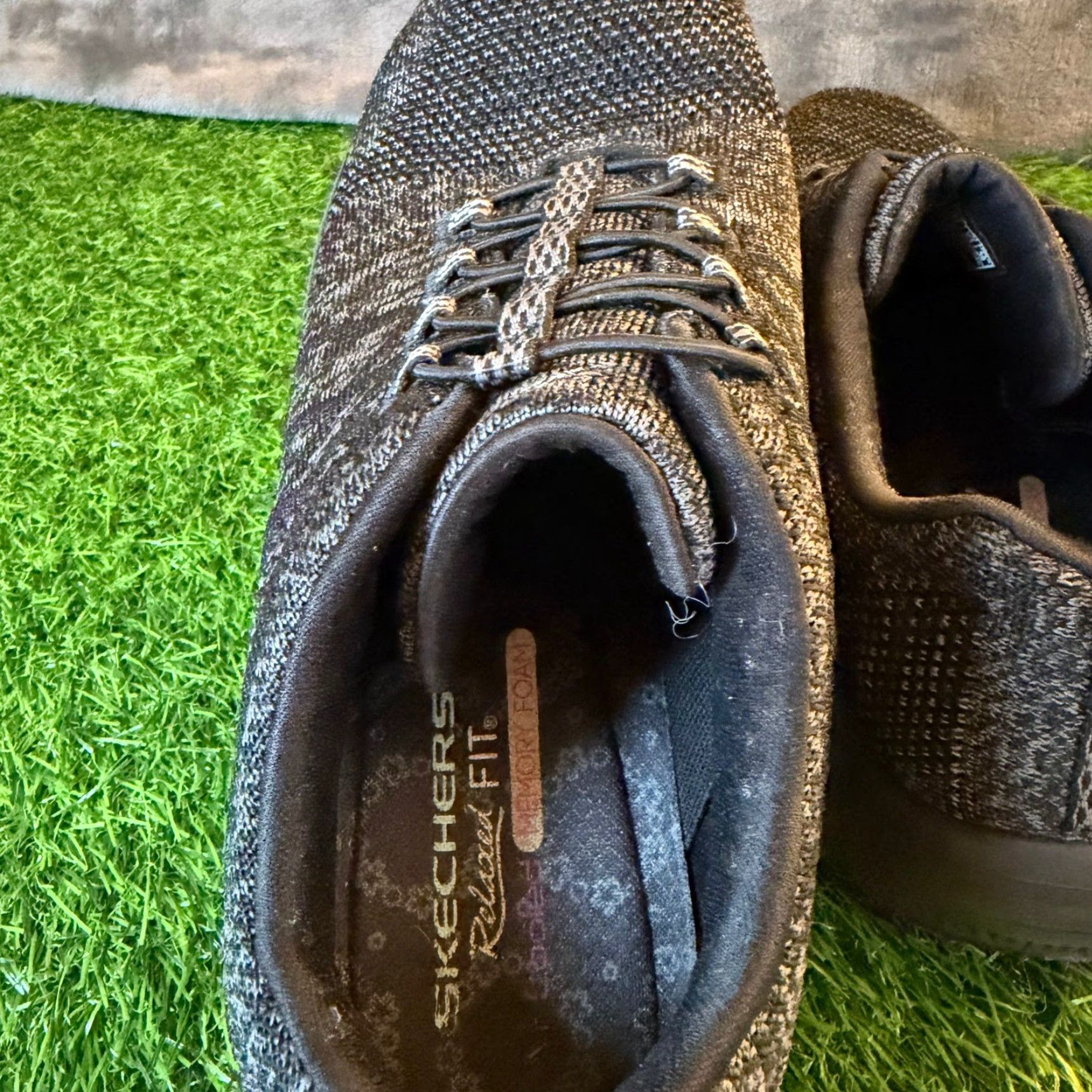 SKECHERS Skechers Slip On Knit Sneakers Womens Memory Foam Relaxed Fit Shoes 9.5 Black Low Top Casual Walking Shoes Size US 10 / IT 40 - 6 Thumbnail