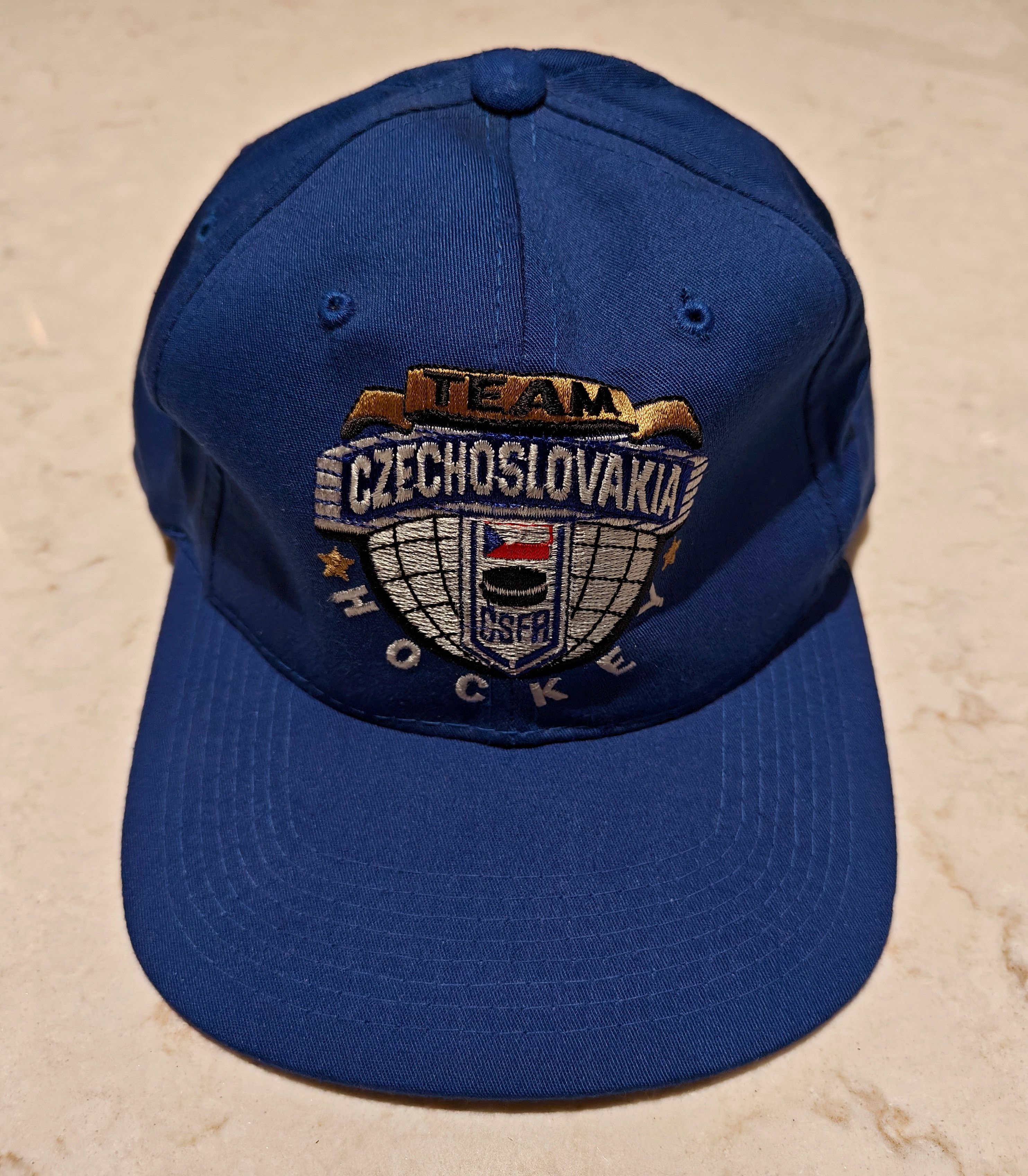 Starter Vtg 90s Starter Czechoslovakia Czechia Hockey snapback hat Size ONE SIZE - 1 Thumbnail