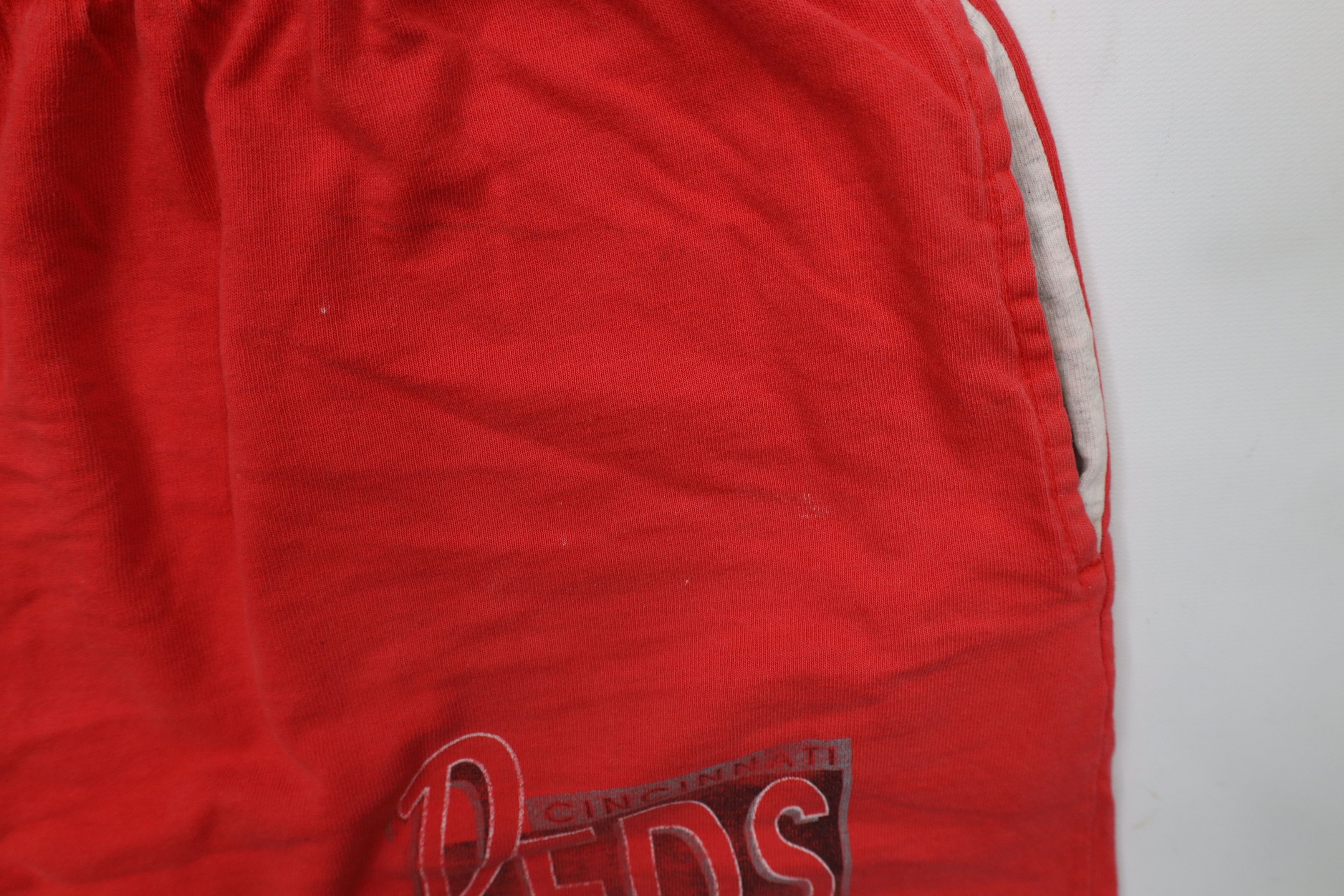 Vintage Vintage 90s Layered Cincinnati Reds Baseball Shorts Red USA Size US 36 / EU 52 - 7 Thumbnail