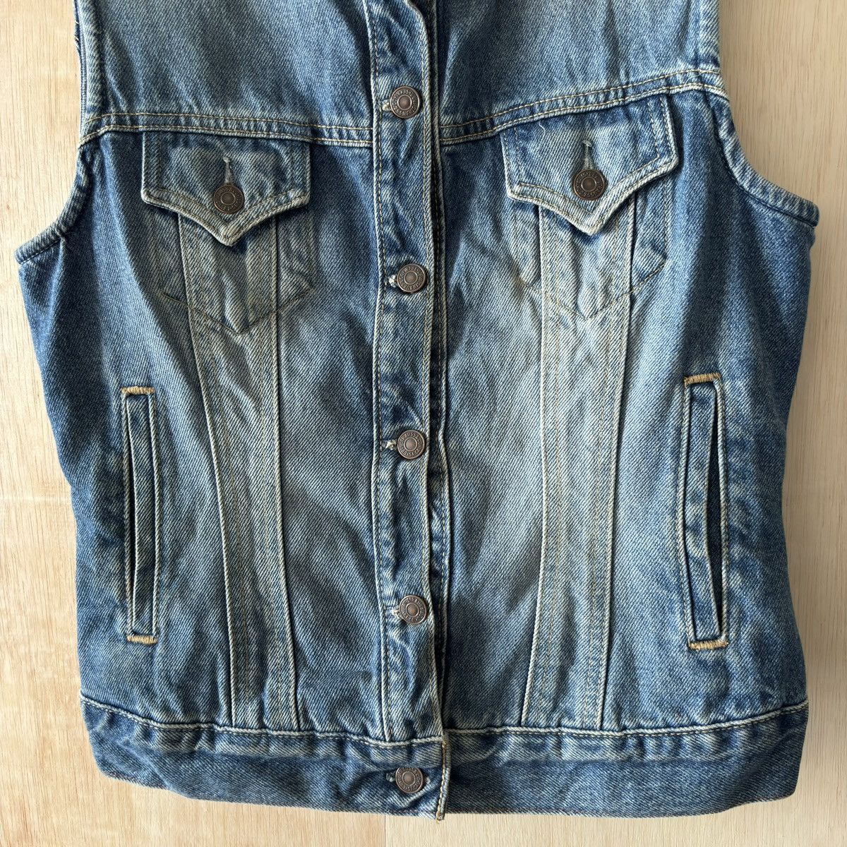 Levi's Vintage Levi's Denim Trucker Women's Vest Size S / US 4 / IT 40 - 3 Thumbnail