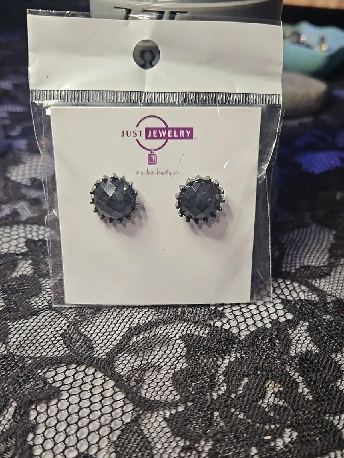 Other Black Faceted Stud Earrings Size ONE SIZE - 1 Thumbnail