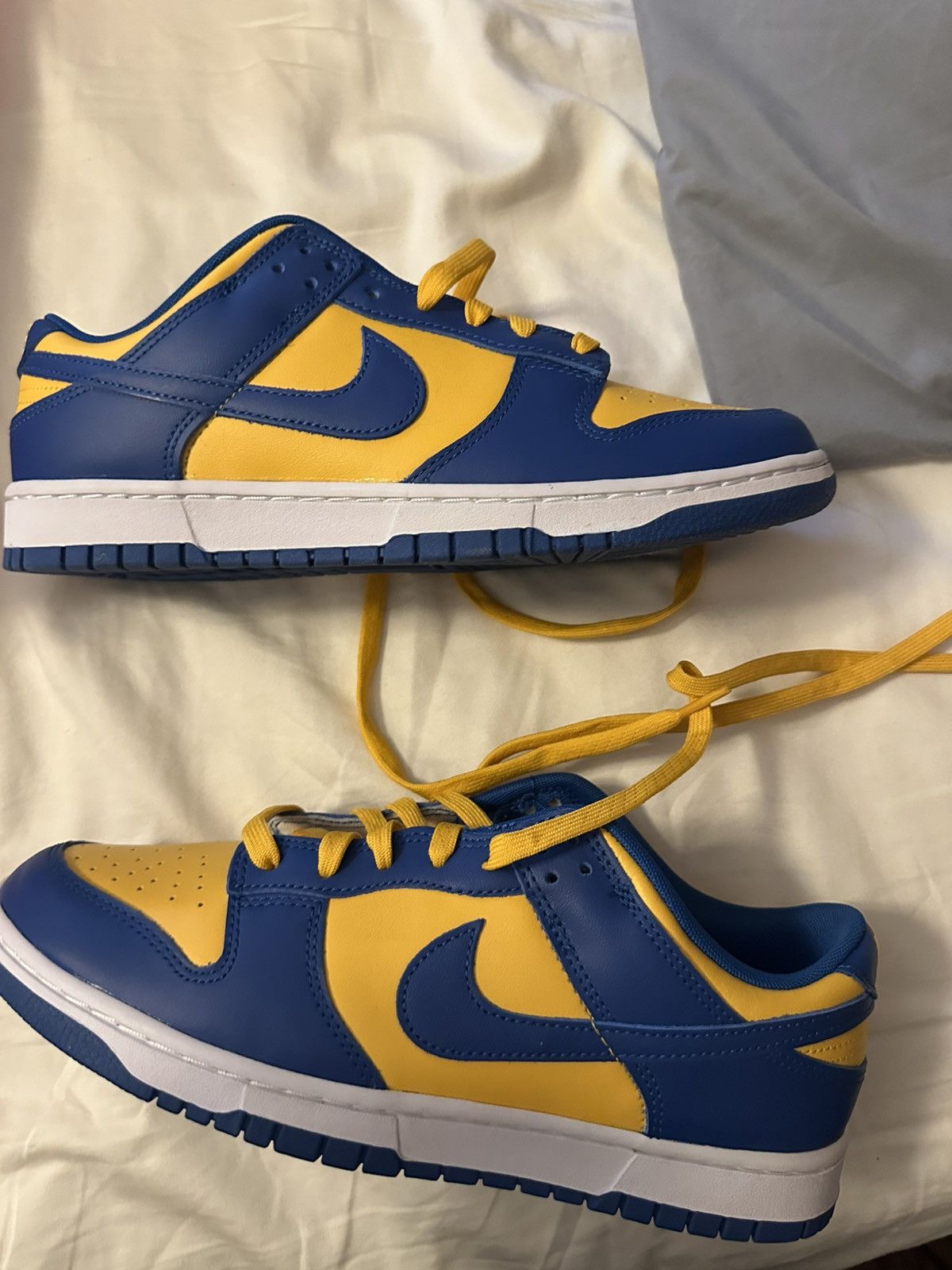 Nike Dunk 9.5 Yellow/Blue Size US 9.5 / EU 42-43 - 3 Thumbnail
