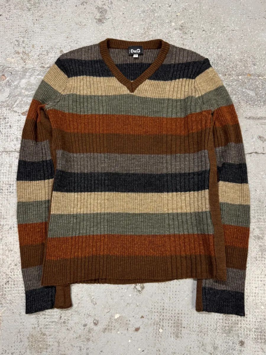 Designer × Dolce & Gabbana × Vintage 2000s Dolce & Gabbana Pastel Lines V-Neck Sweater Size XS / US 0-2 / IT 36-38 - 1 Thumbnail