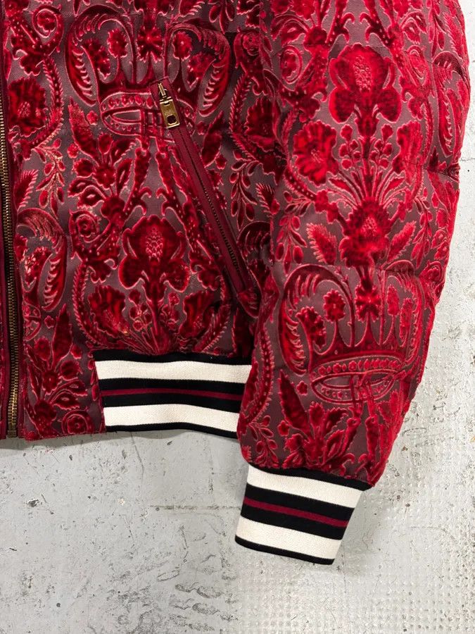 Dolce & Gabbana 2010s Dolce & Gabbana Red Baroque Pattern Velvet Puffer Jacket Size US M / EU 48-50 / 2 - 8 Thumbnail
