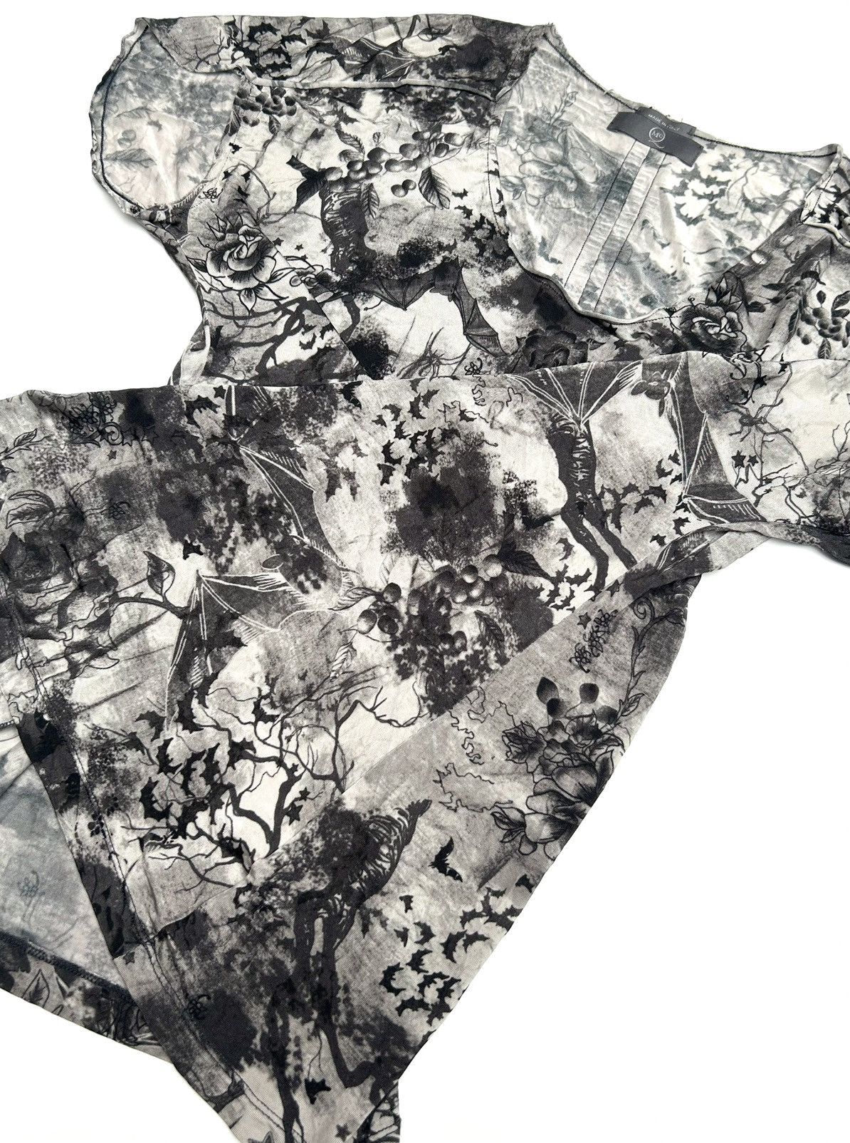 McQ Alexander McQueen Alexander McQueen McQ Bat All Over Print T-Shirt Viscose Size XS / US 0-2 / IT 36-38 - 5 Thumbnail