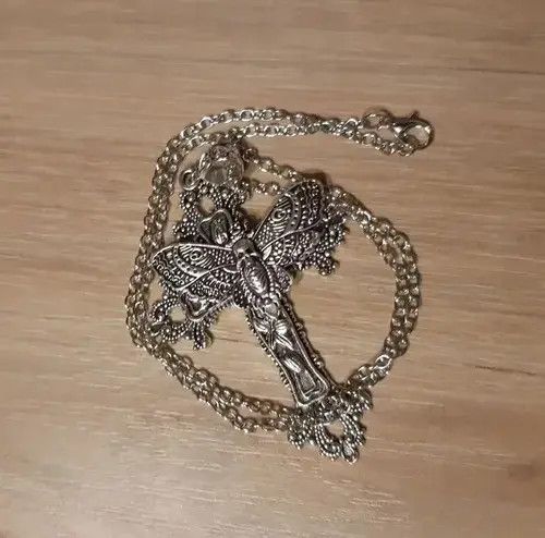Jewelry Large Moth Cross Necklace Pendant Size ONE SIZE - 4 Thumbnail