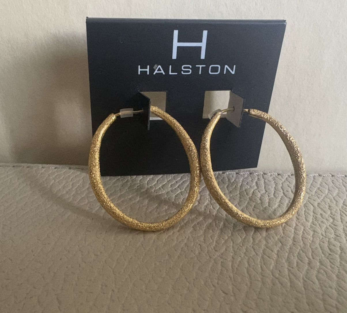 Halston Nwt halston golden hoops Size ONE SIZE - 1 Preview