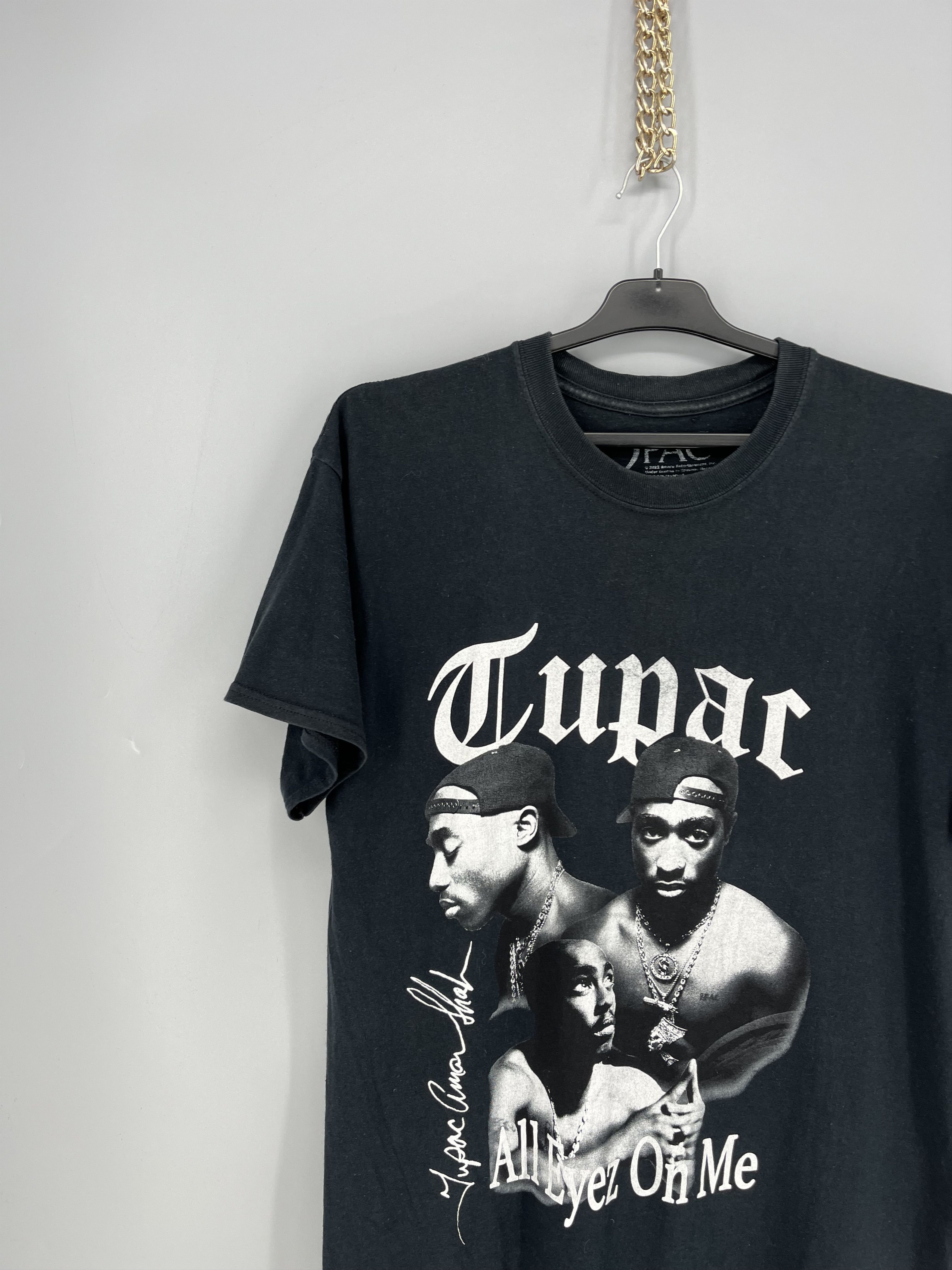 Band Tees 2PAC Rap All Eyez On Me Vintage T-Shirt Size M Size US M / EU 48-50 / 2 - 4 Thumbnail