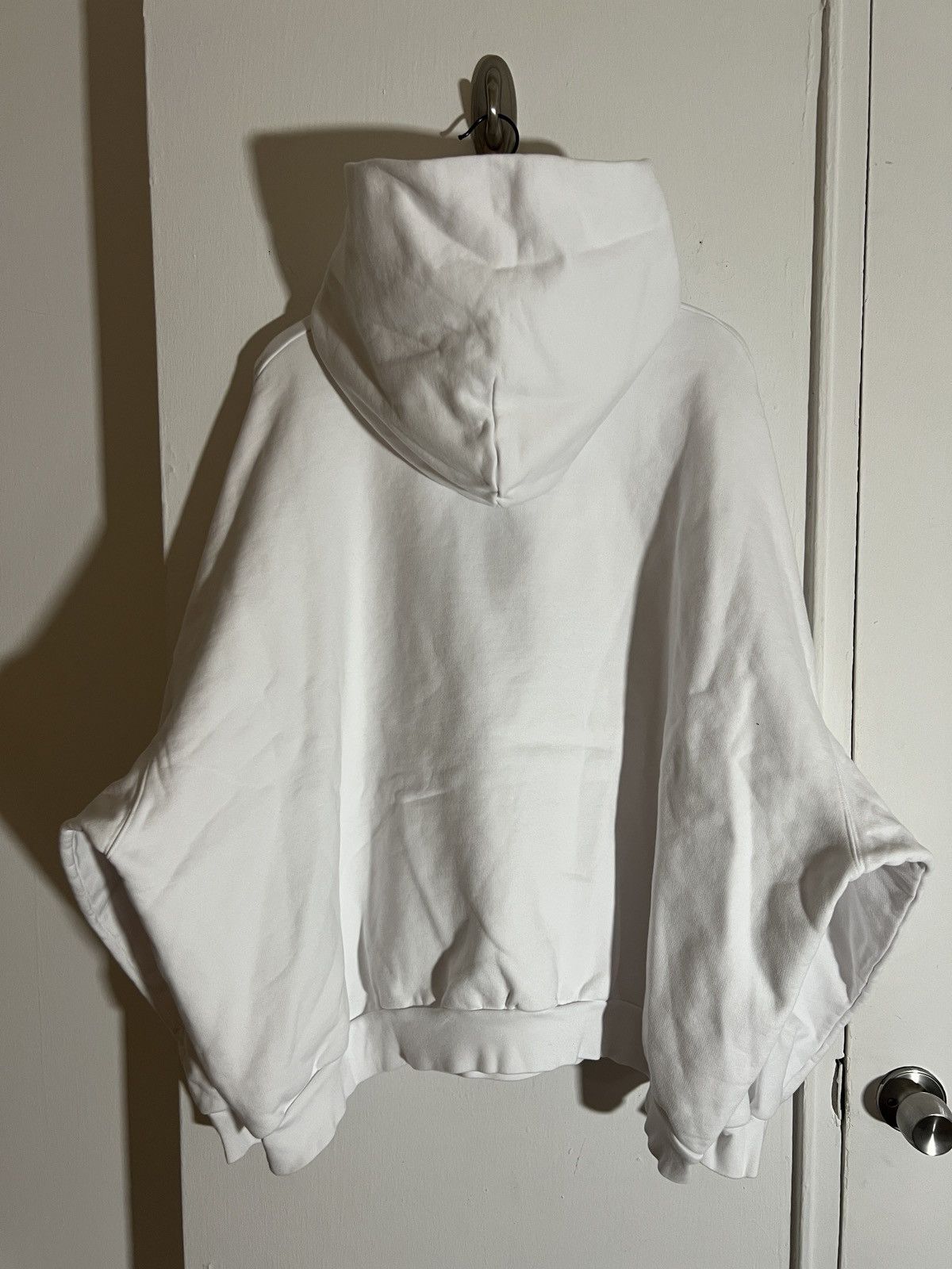 Adidas × Balenciaga Balenciaga x Adidas White Embroidered Trefoil Graphic Hoodie Size US XL / EU 56 / 4 - 3 Thumbnail