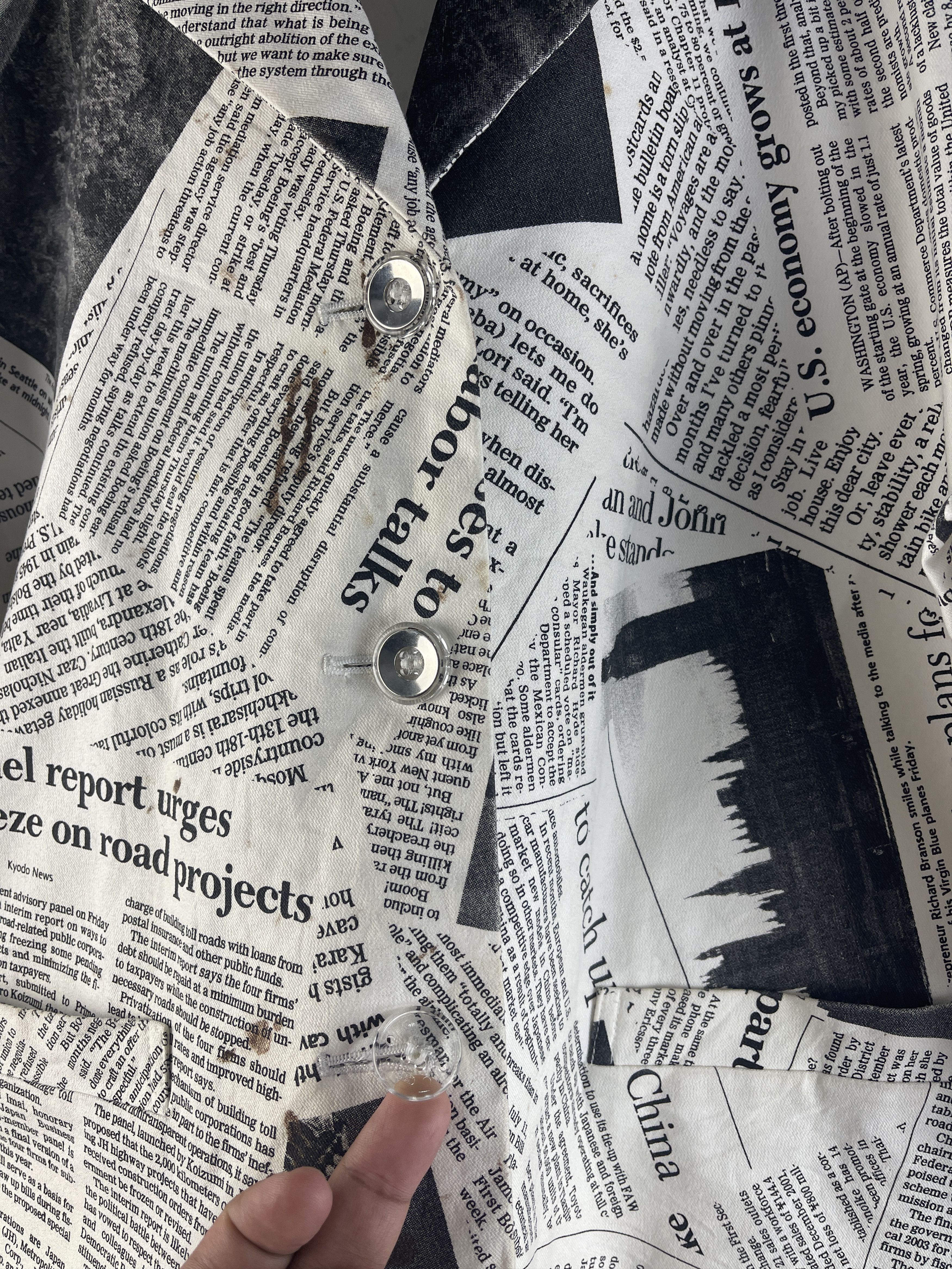 Japanese Brand Vintage Japanese Newspaper Print Collage Jacket Size US M / EU 48-50 / 2 - 7 Thumbnail