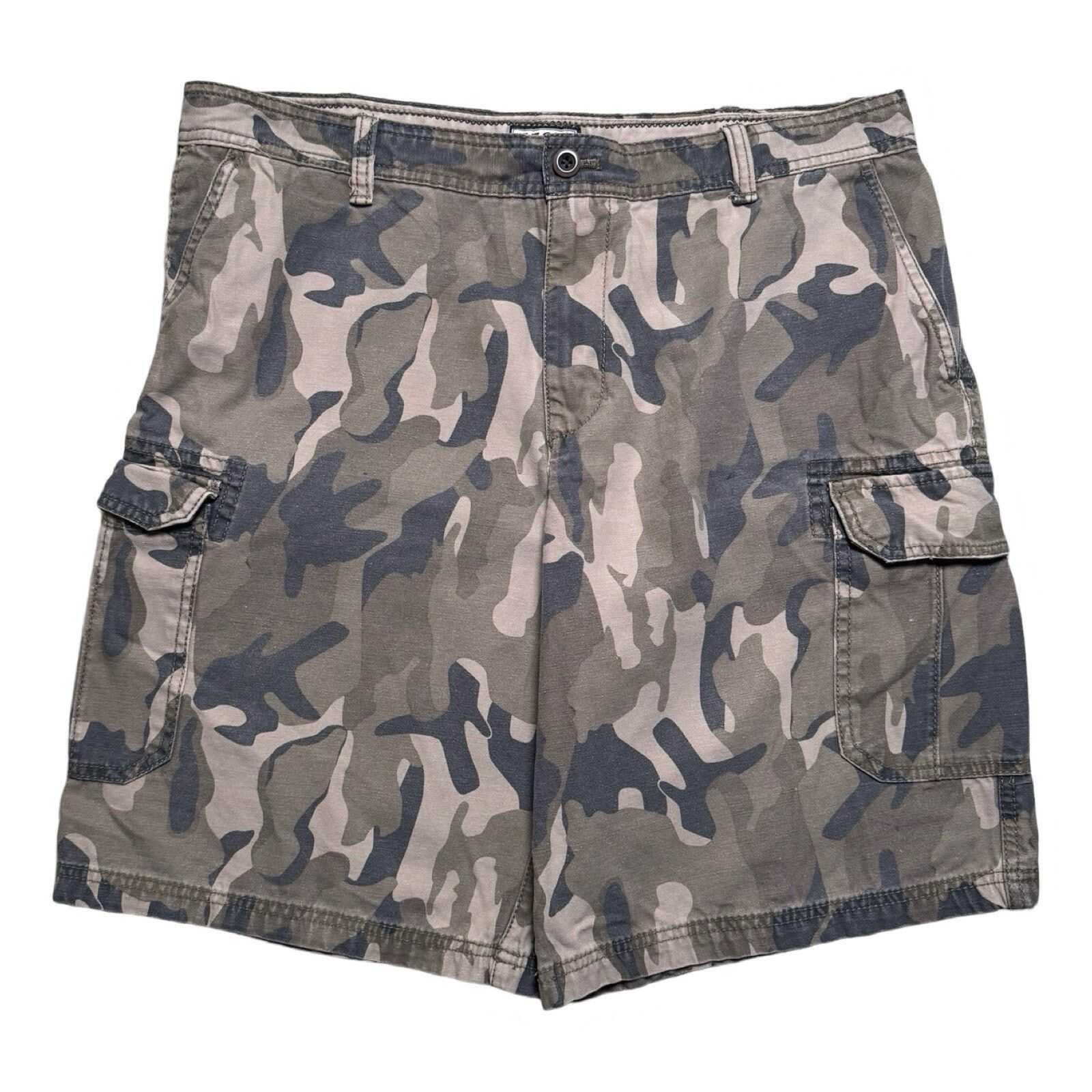Izod Vintage Y2K Izod Brown Camo Cargo Shorts Baggy Loose 36 Size US 36 / EU 52 - 1 Thumbnail