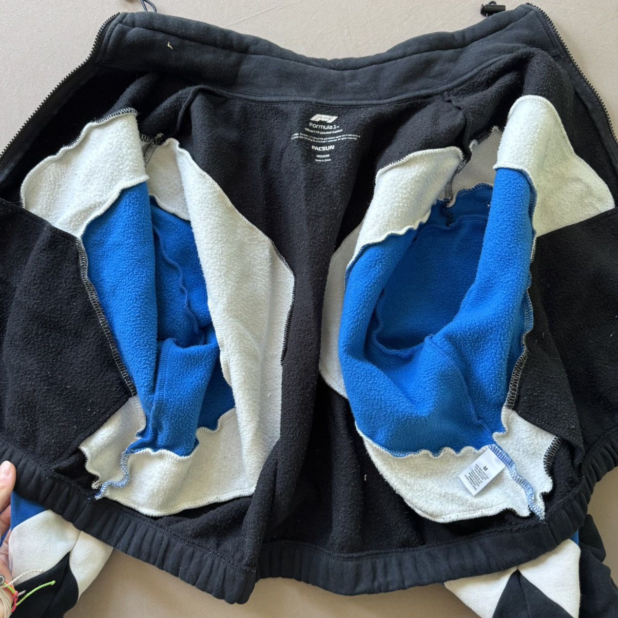 Pacsun Formula 1 x PacSun Colorblock Cropped Zip Up Sweatshirt Size M / US 6-8 / IT 42-44 - 6 Thumbnail