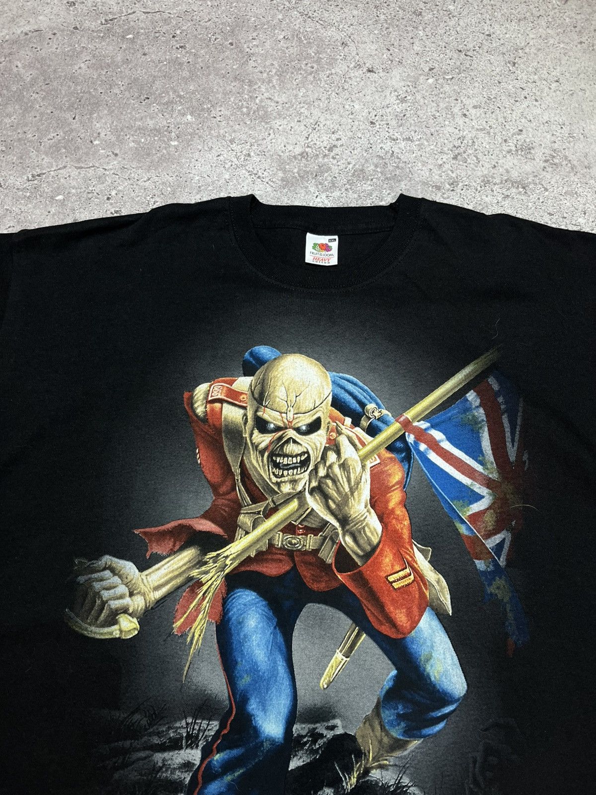 Iron Maiden Vintage IRON MAIDEN 2011 The Final Frontier Tour Tshirt Size US XXL / EU 58 / 5 - 3 Thumbnail