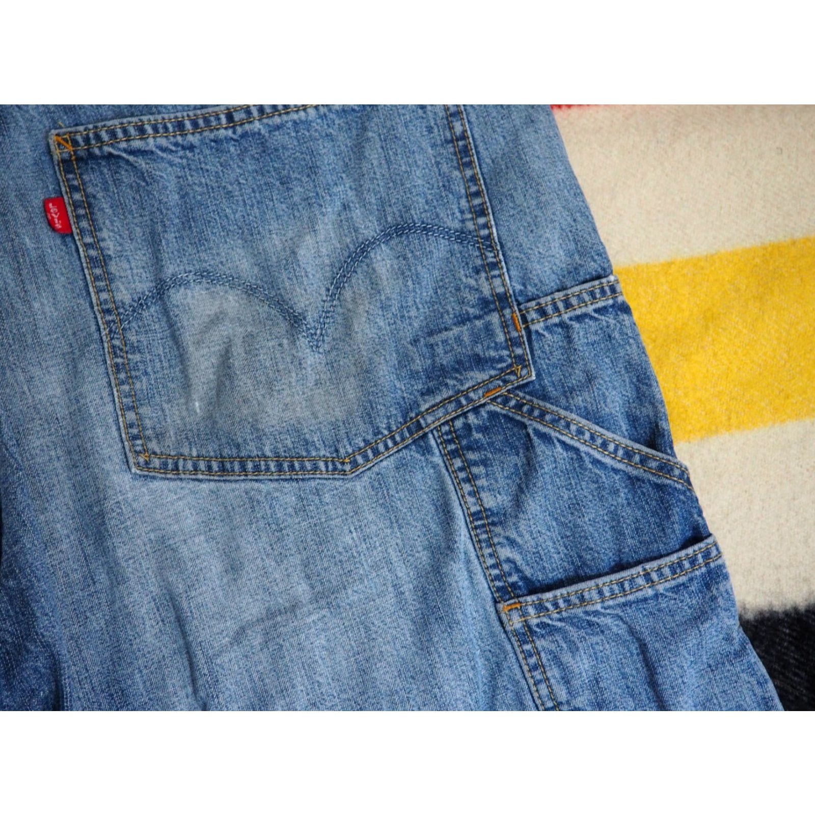 Levi's VINTAGE Levi's Denim Shorts 38W 23" Length Relaxed Cargo Grunge Distressed Blue Men's Shorts Size US 38 / EU 54 - 6 Thumbnail