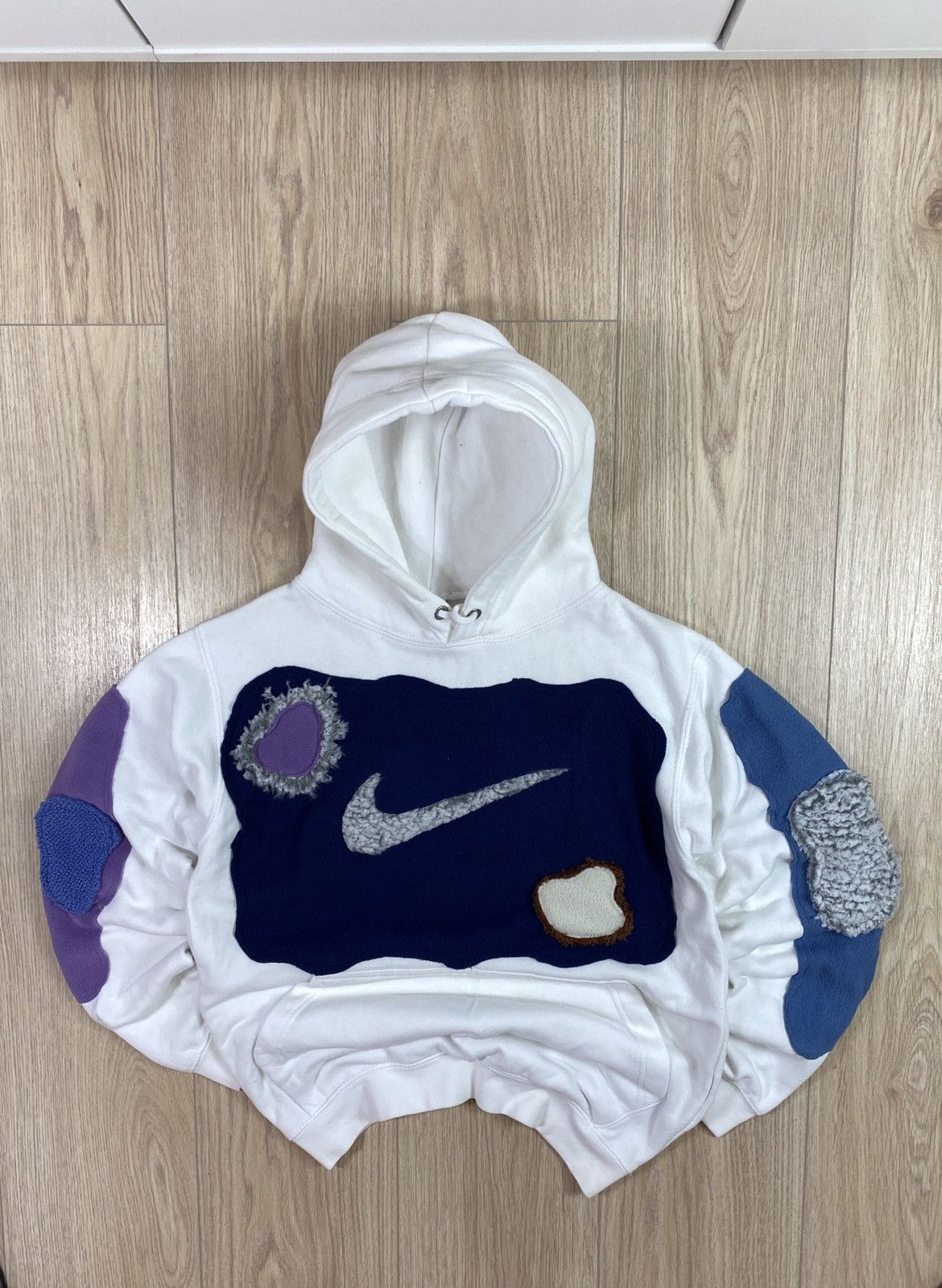 Nike × Vintage Vintage Nike Custom UFO Center Swoosh Oversize Hoodie Y2K UK Size US S / EU 44-46 / 1 - 8 Thumbnail