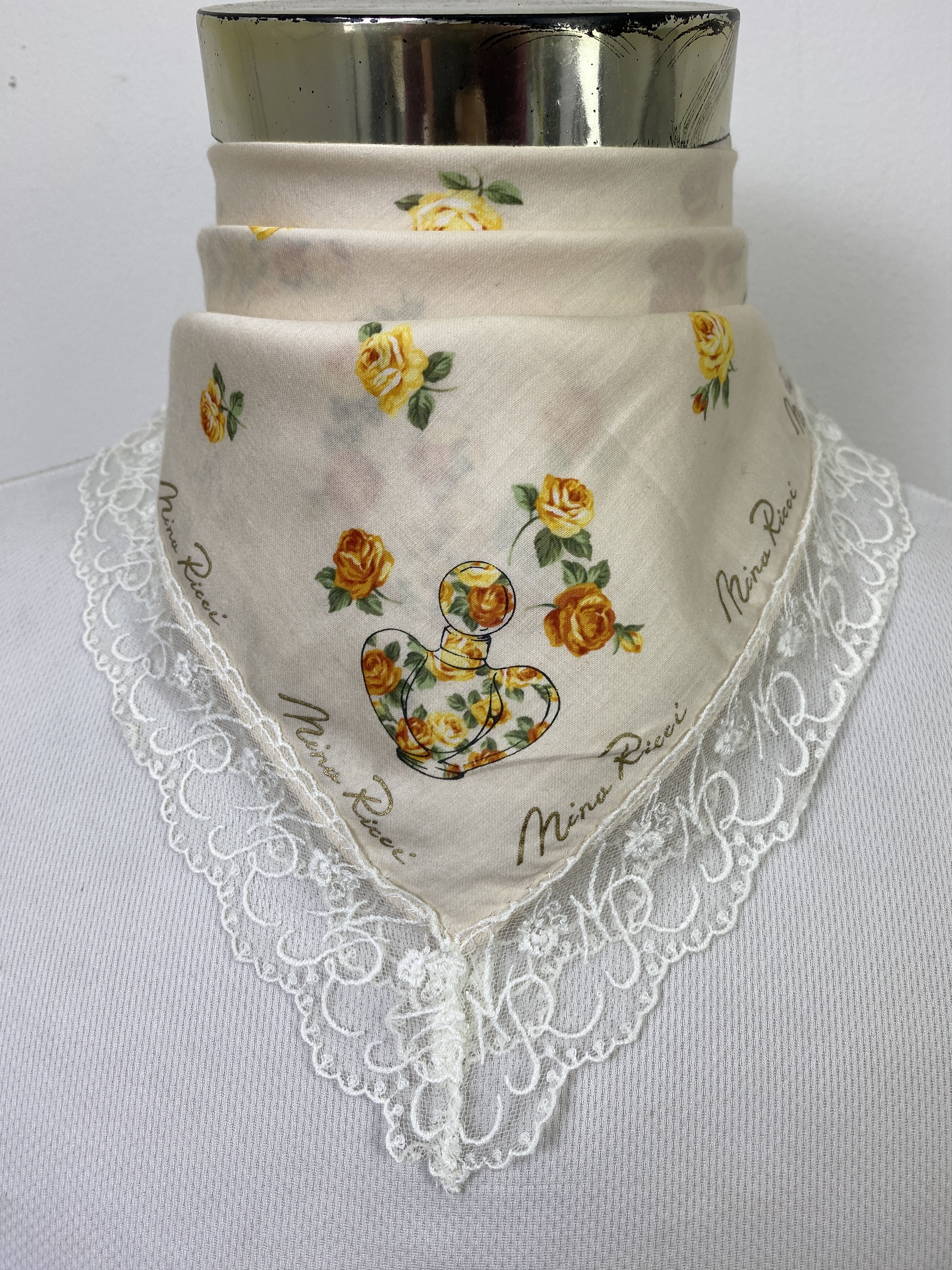 Other Nina Ricci Handkerchief / Neckerchief KT0225 Size ONE SIZE - 1 Thumbnail