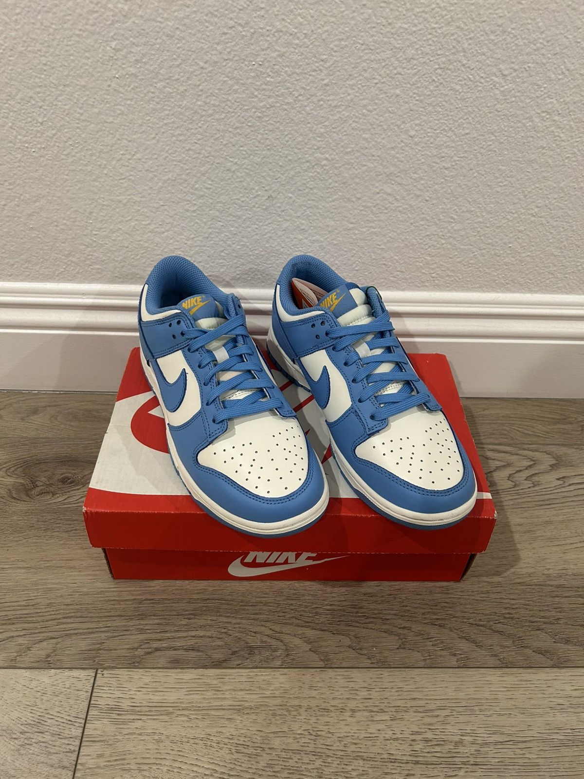 Nike Nike Dunk Low Sneakers Size US 7 / IT 37 - 1 Thumbnail