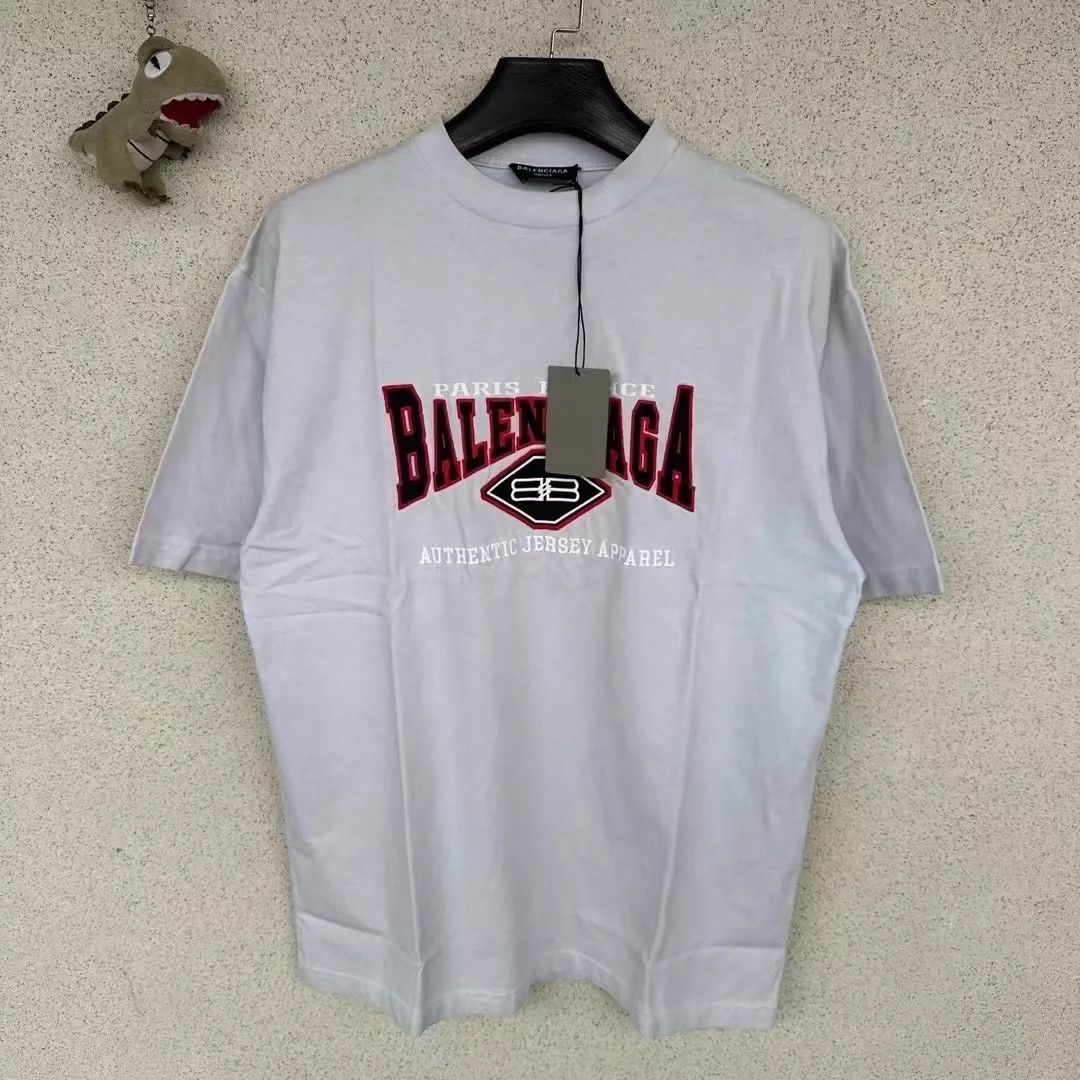 Balenciaga Balenciaga Grey Printed Bat Short Sleeve Size US XS / EU 42 / 0 - 1 Thumbnail