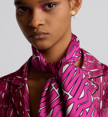 Dior o1w1db10625 Size : OS / Square Scarf in White/Fuchsia Size ONE SIZE - 6 Thumbnail
