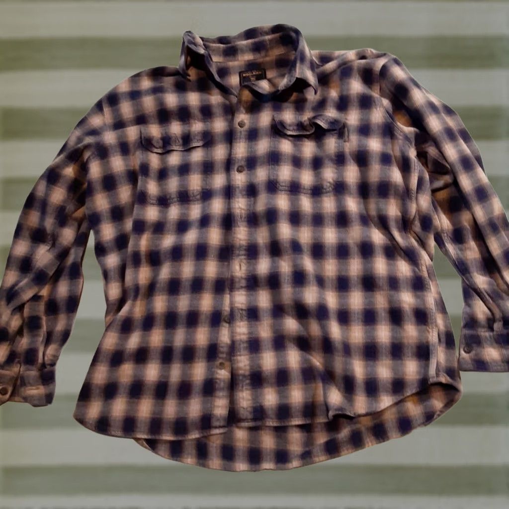 Vintage VINTAGE Woolrich flannel shirt full button size LG Mens Size US L / EU 52-54 / 3 - 1 Thumbnail