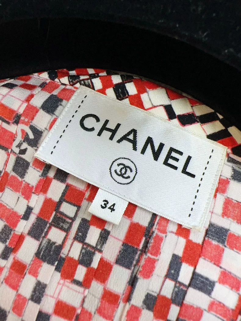 Chanel Chanel 17b red mosaic large double C belt dress long skirt Size XXS / US 00 / IT 34 - 8 Thumbnail