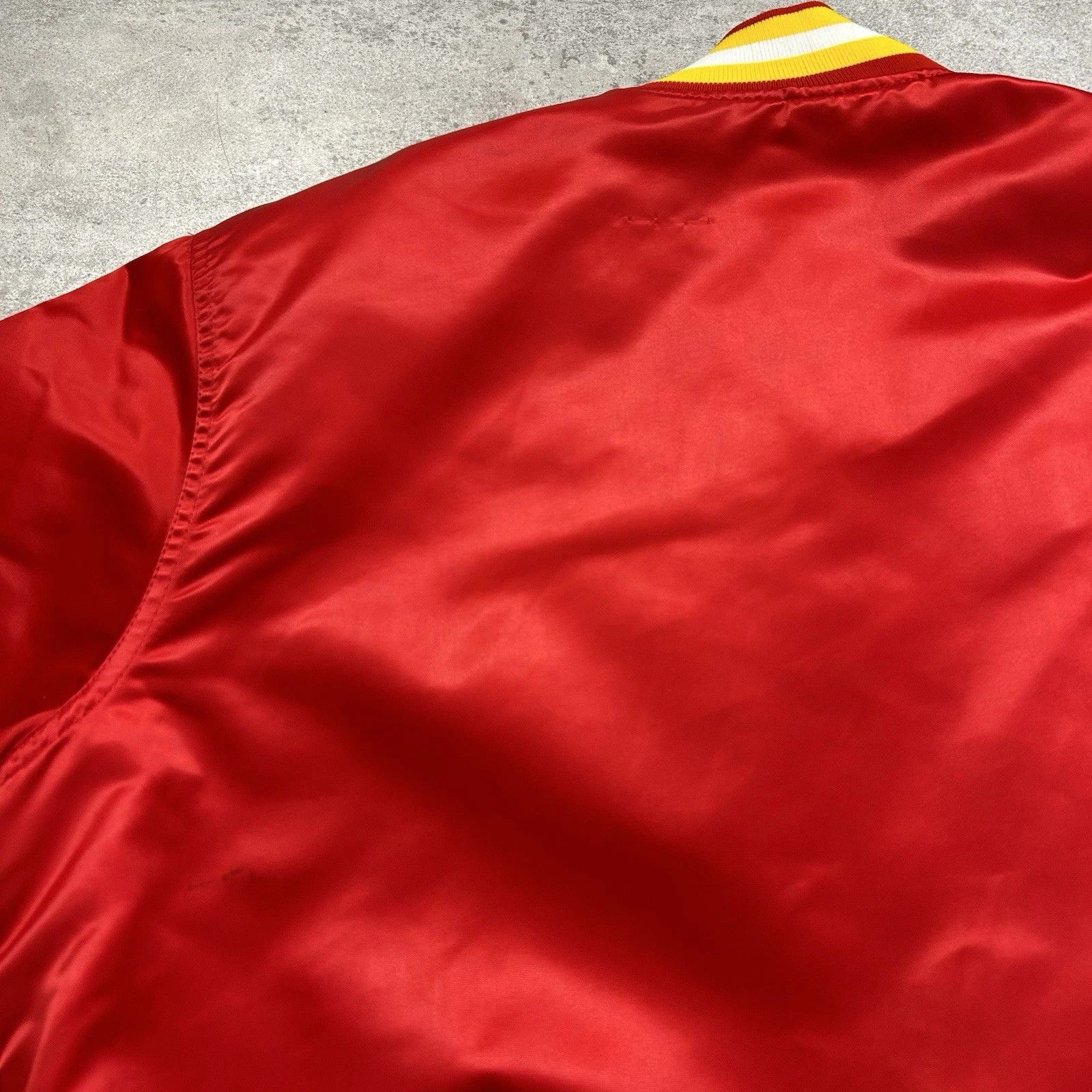 NBA × Starter × Vintage HOUSTON ROCKETS STARTER SATIN BOMBER JACKET MADE IN USA Size US XL / EU 56 / 4 - 8 Thumbnail