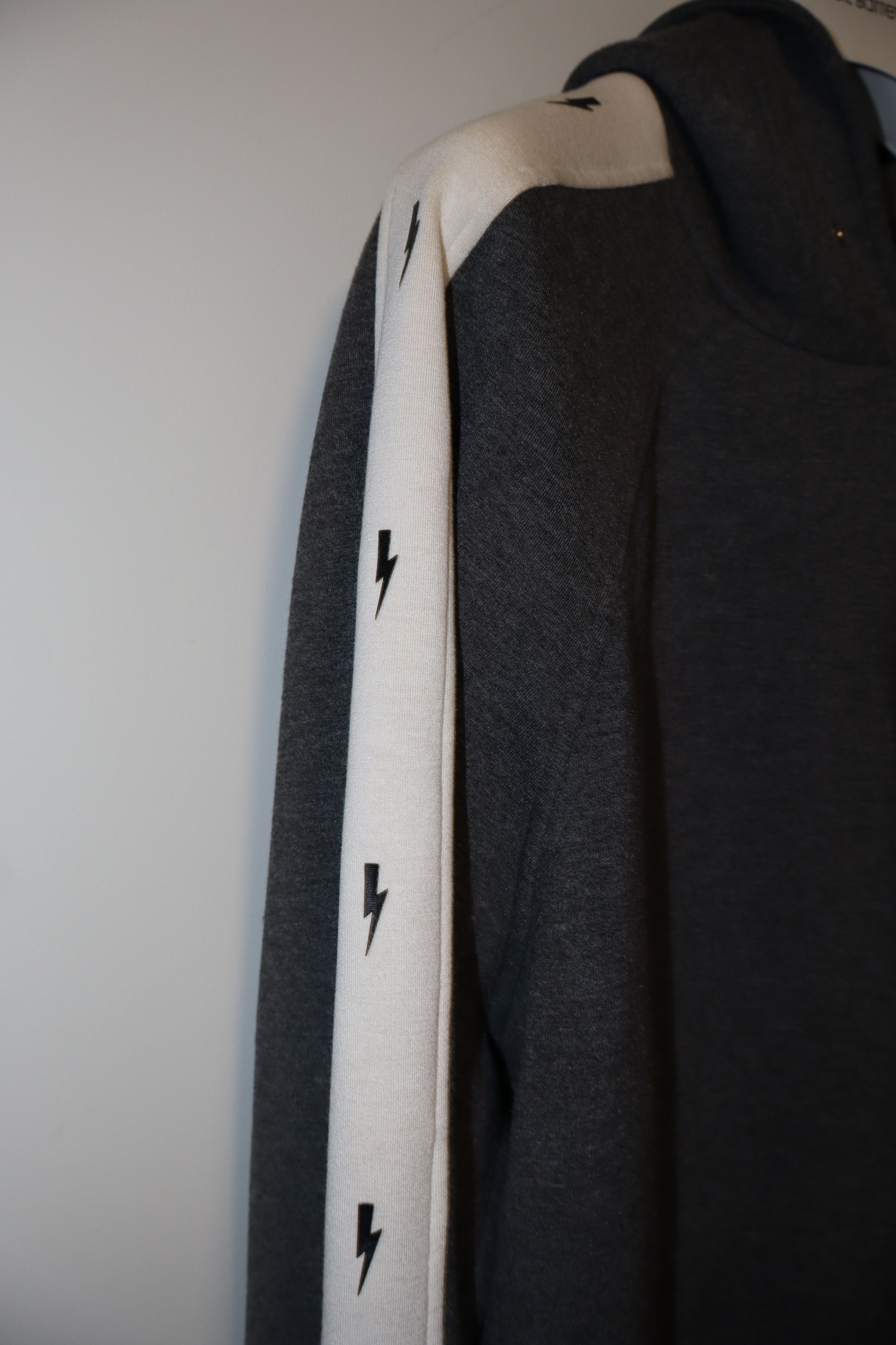 Neil Barrett Bolt band hoodie Size US XL / EU 56 / 4 - 4 Thumbnail