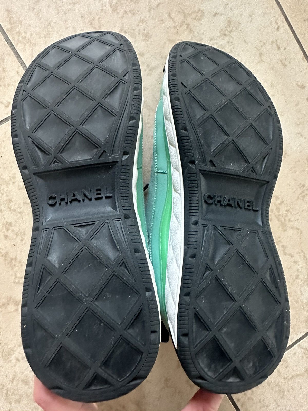 Chanel Chanel 2020 Interlocking CC Logo Sneakers Size US 12 / EU 45 - 6 Thumbnail