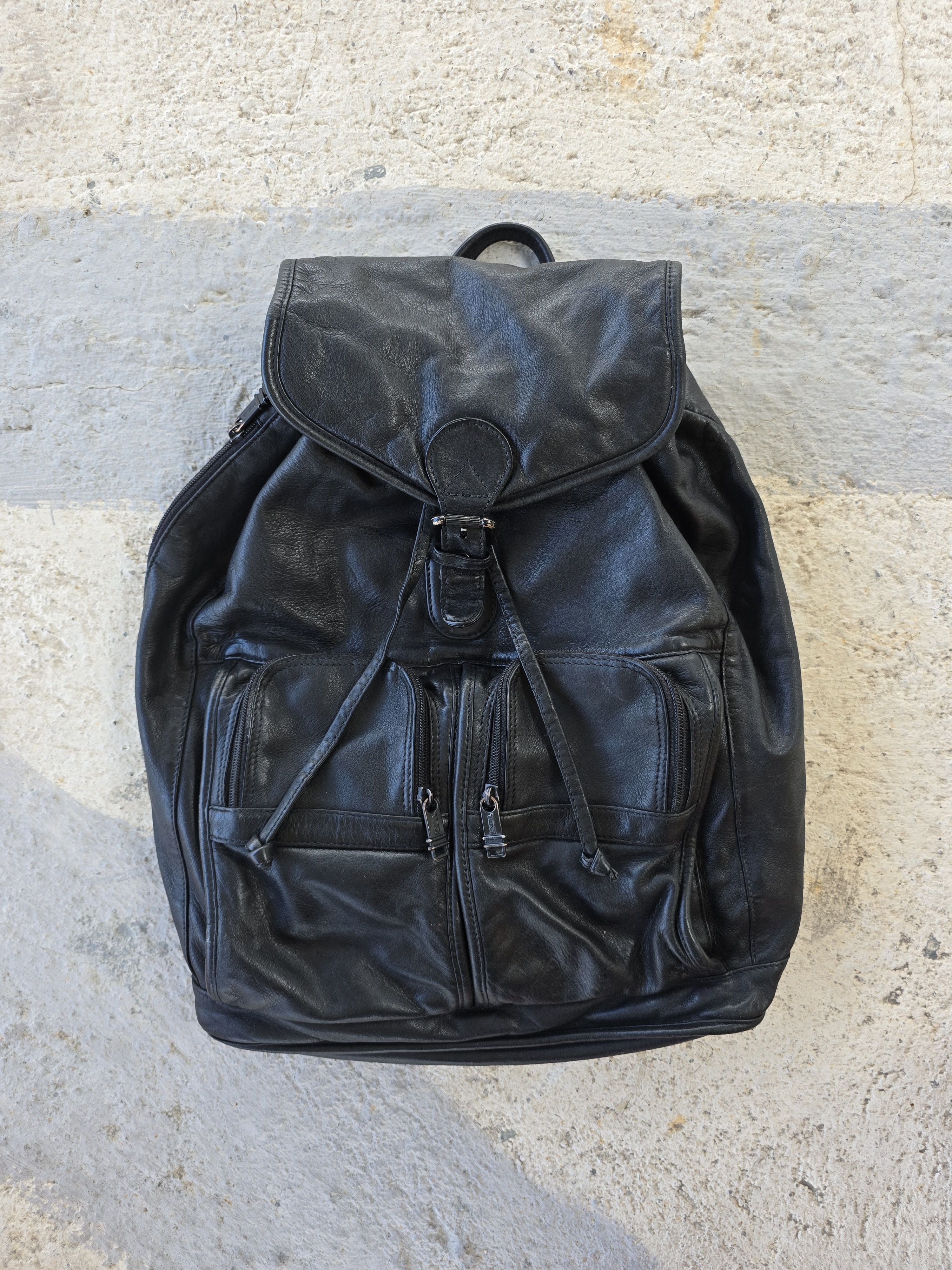 Tumi Authentic Tumi Full leather rucksack backpack Size ONE SIZE - 1 Thumbnail
