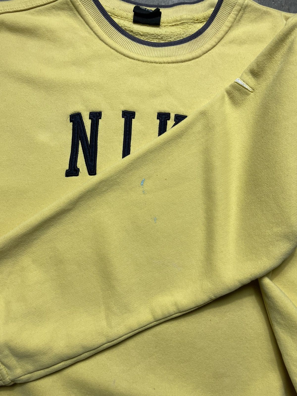 Nike Nike Vintage Sweatshirt Big Logo Boxy Cropped Japanese Y2K Size US S / EU 44-46 / 1 - 6 Thumbnail