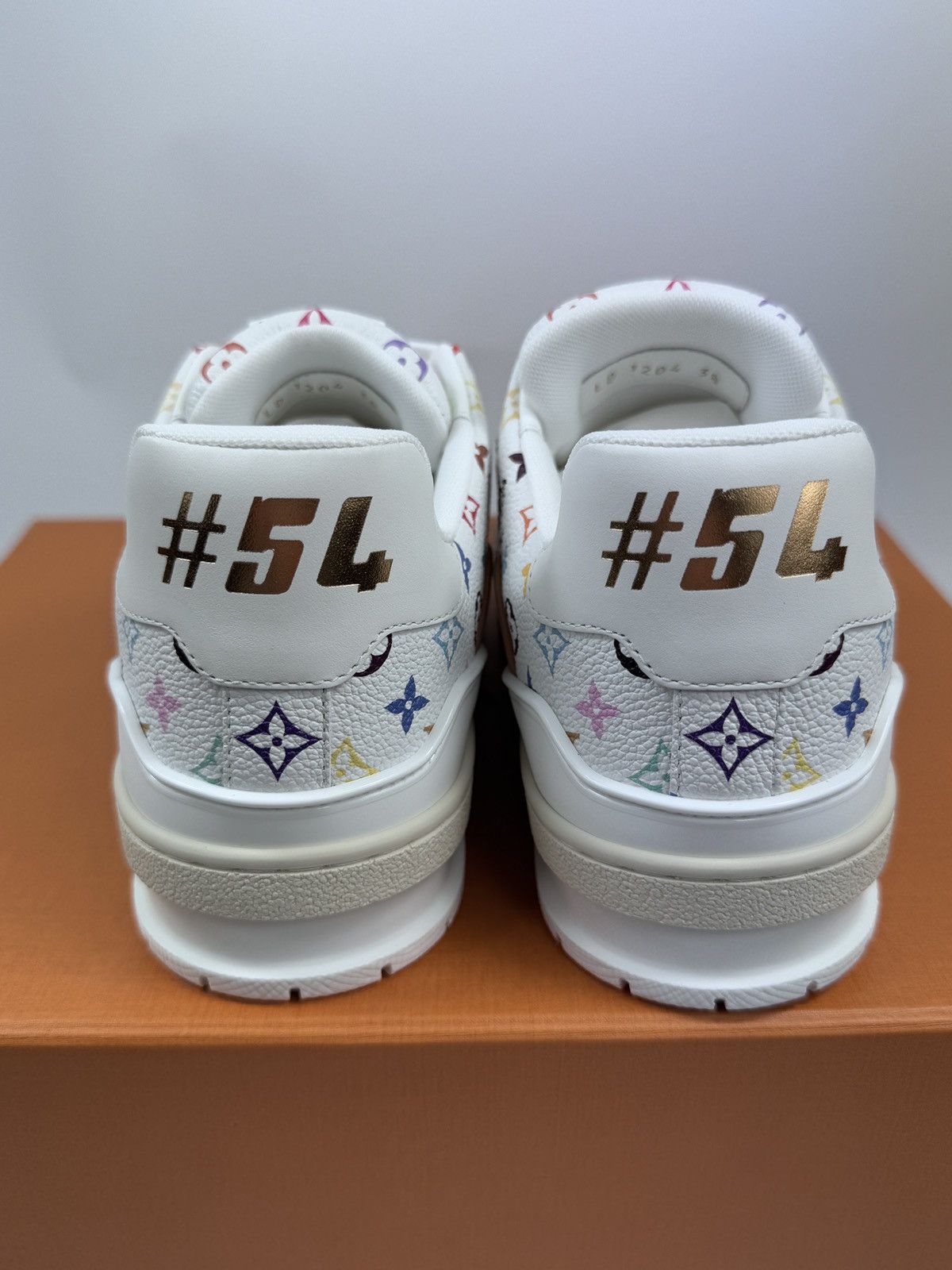 Louis Vuitton × Takashi Murakami MULTI COLOUR MONOGRAM PRINT SNEAKERS Size US 8 / IT 38 - 4 Thumbnail
