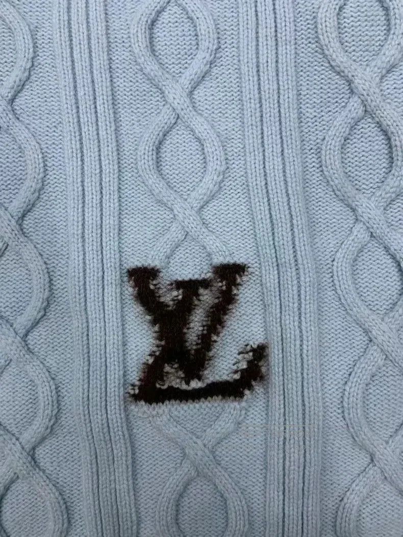 Louis Vuitton LOUIS VUITTON x Tyler SS24 Logo Sweater. Size US M / EU 48-50 / 2 - 2 Thumbnail