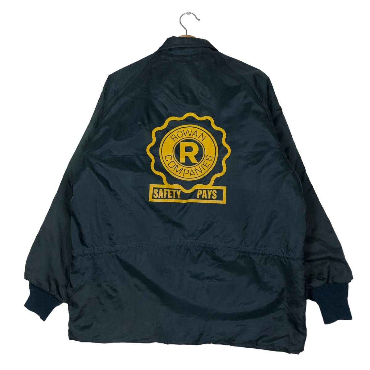 Toyo Enterprises 🔥VINTAGE DUNBROOKE USA CHORE WORK JACKET BIG LOGO Size US M / EU 48-50 / 2 - 6 Thumbnail