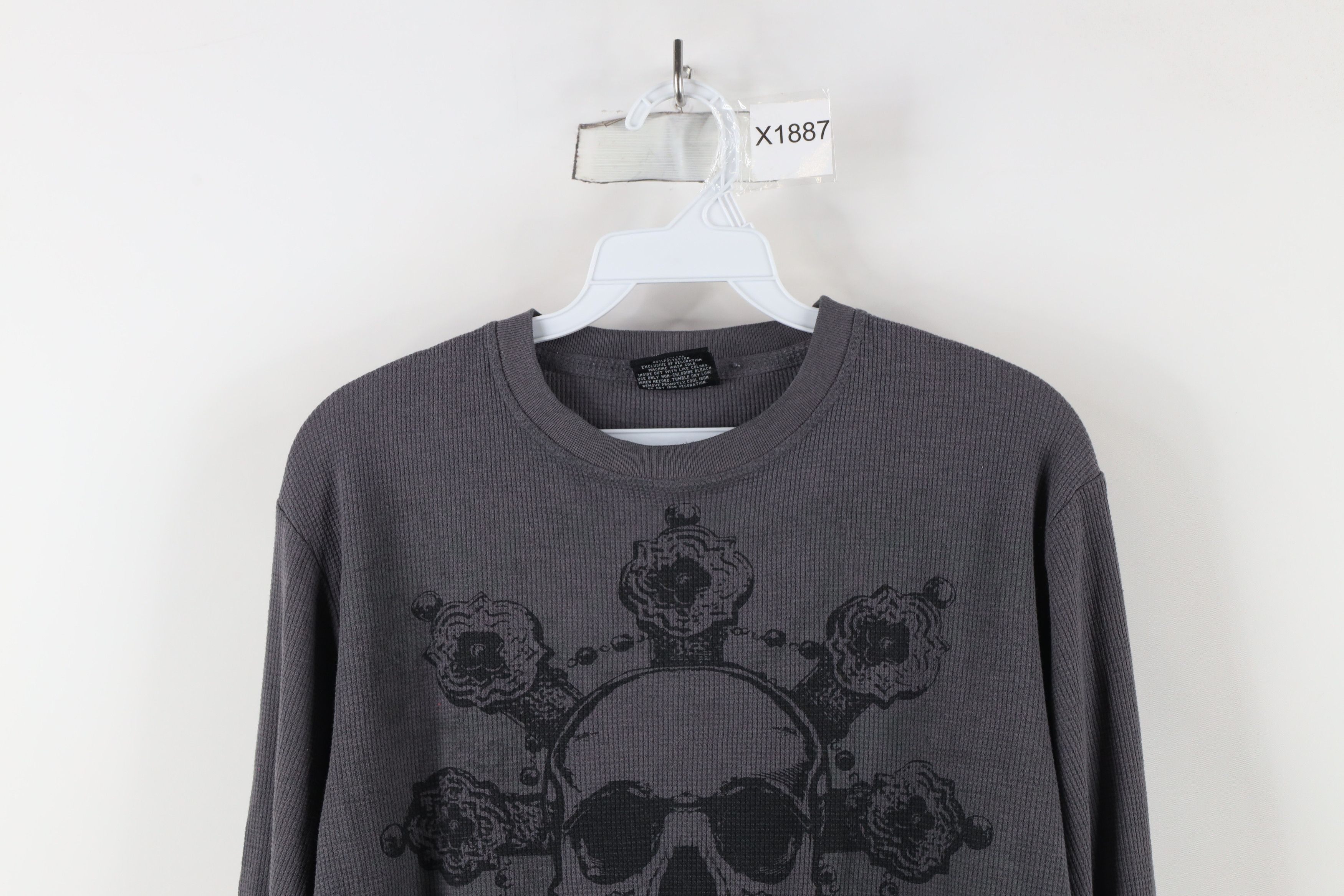 Vintage Vintage Y2K MMA Skull Cross UFC Thermal Waffle Knit T-Shirt Size US M / EU 48-50 / 2 - 2 Thumbnail