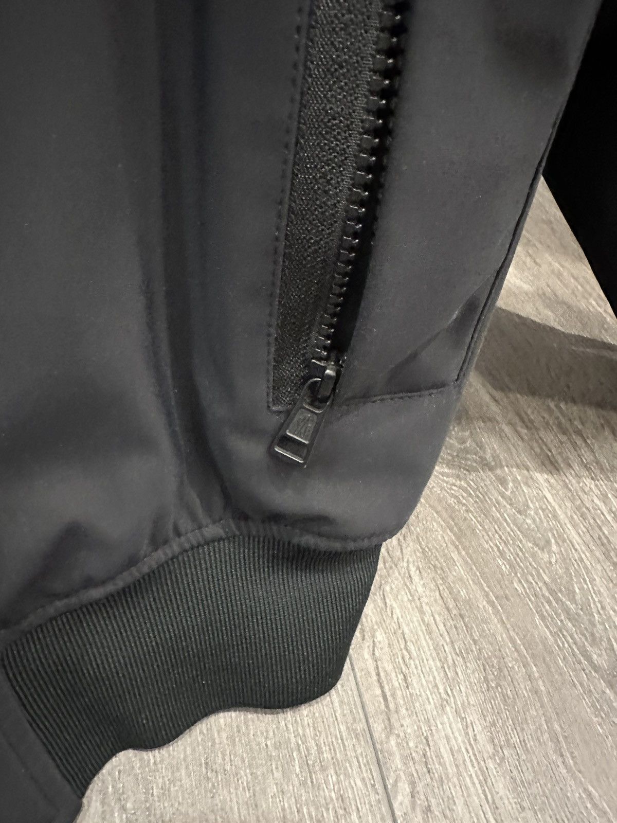 Moncler Moncler Derva Goibbotto Size US M / EU 48-50 / 2 - 4 Thumbnail