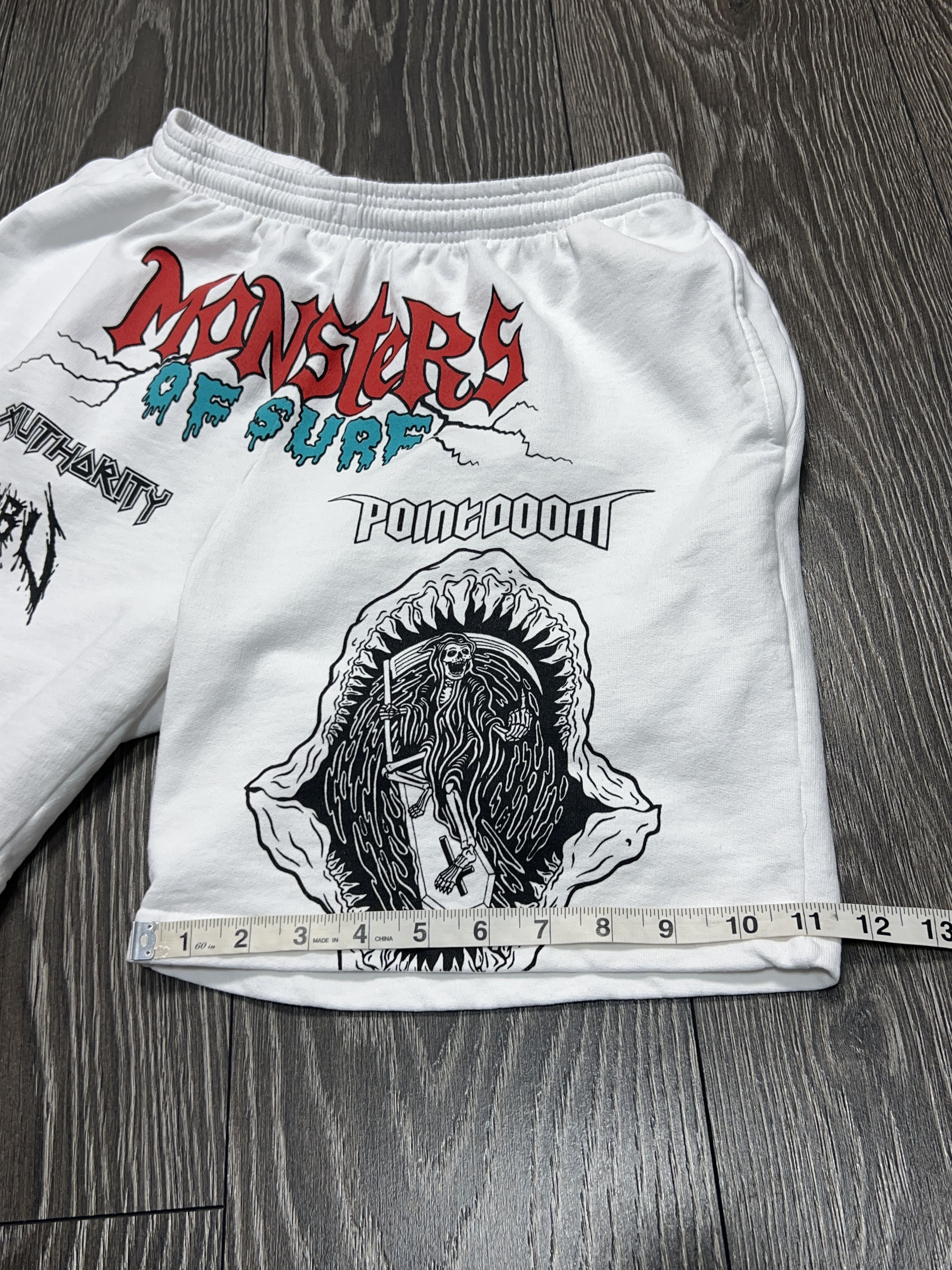 Local Authority 🇺🇸 Mens Los Angeles USA Monsters of Surf Short Big Logo Size US 32 / EU 48 - 12 Thumbnail