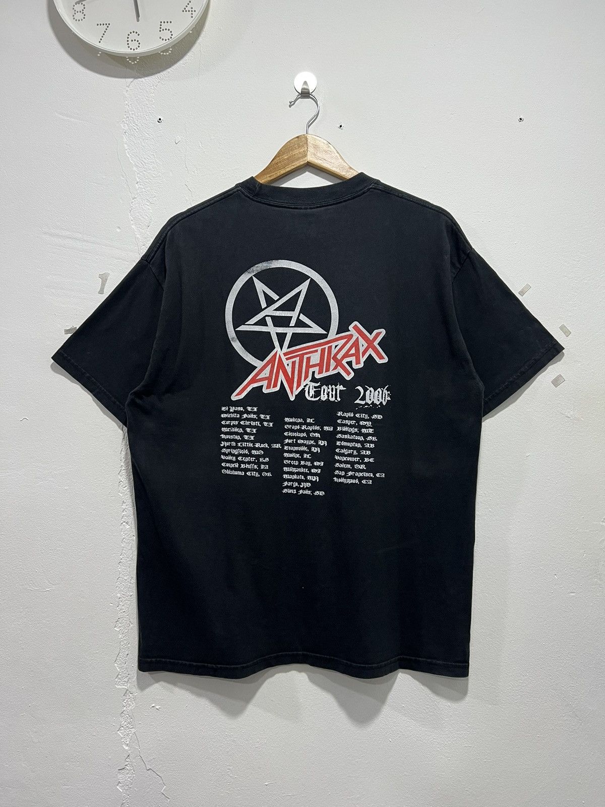 Band Tees × Vintage Vintage Anthrax Band Tour Tshirt Size US L / EU 52-54 / 3 - 7 Thumbnail