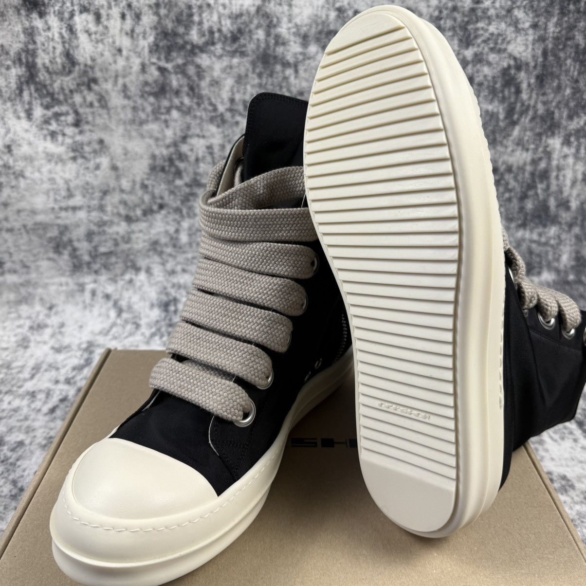 Rick Owens Rick Owens DRKSHDW Canvas High JumboLace ‘Black’ Shoes Size US 11 / EU 44 - 4 Thumbnail