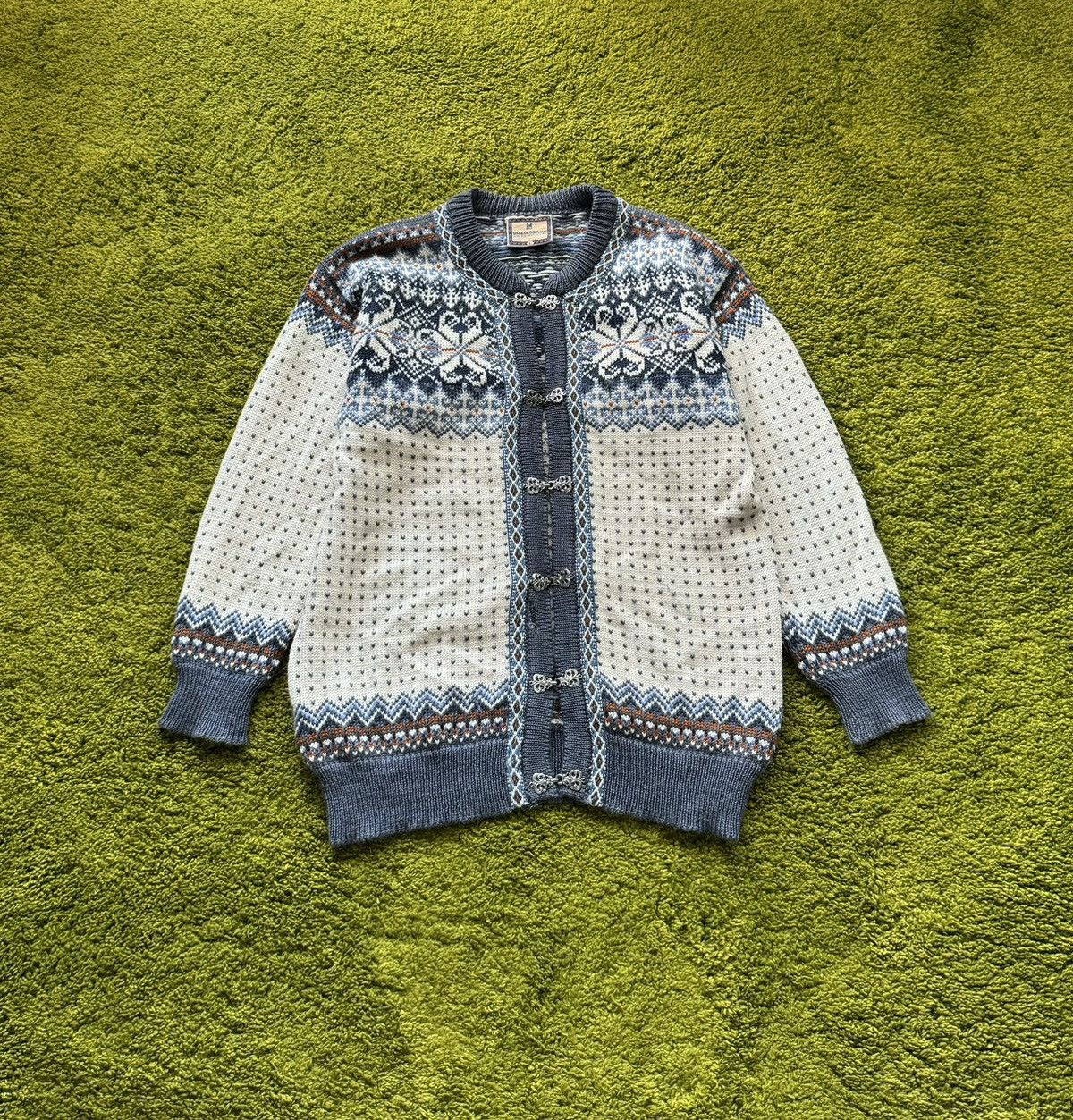 Dale Of Norway × Designer × Vintage Dale of Norway vintage 100% wool ethnic cardigan sweater Size US L / EU 52-54 / 3 - 1 Thumbnail